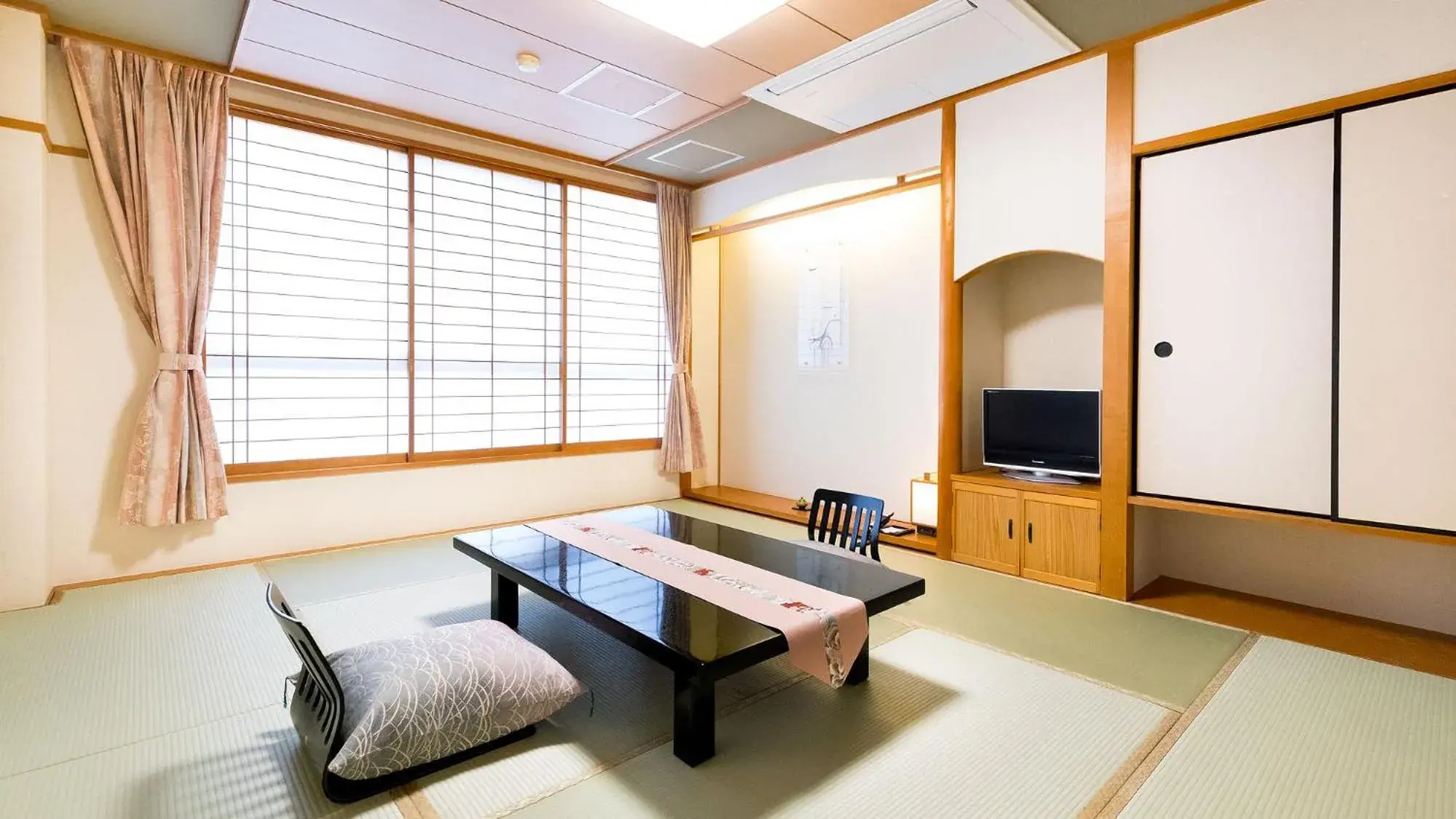 Seating Area in Arima Onsen Taketoritei Maruyama Ryokan