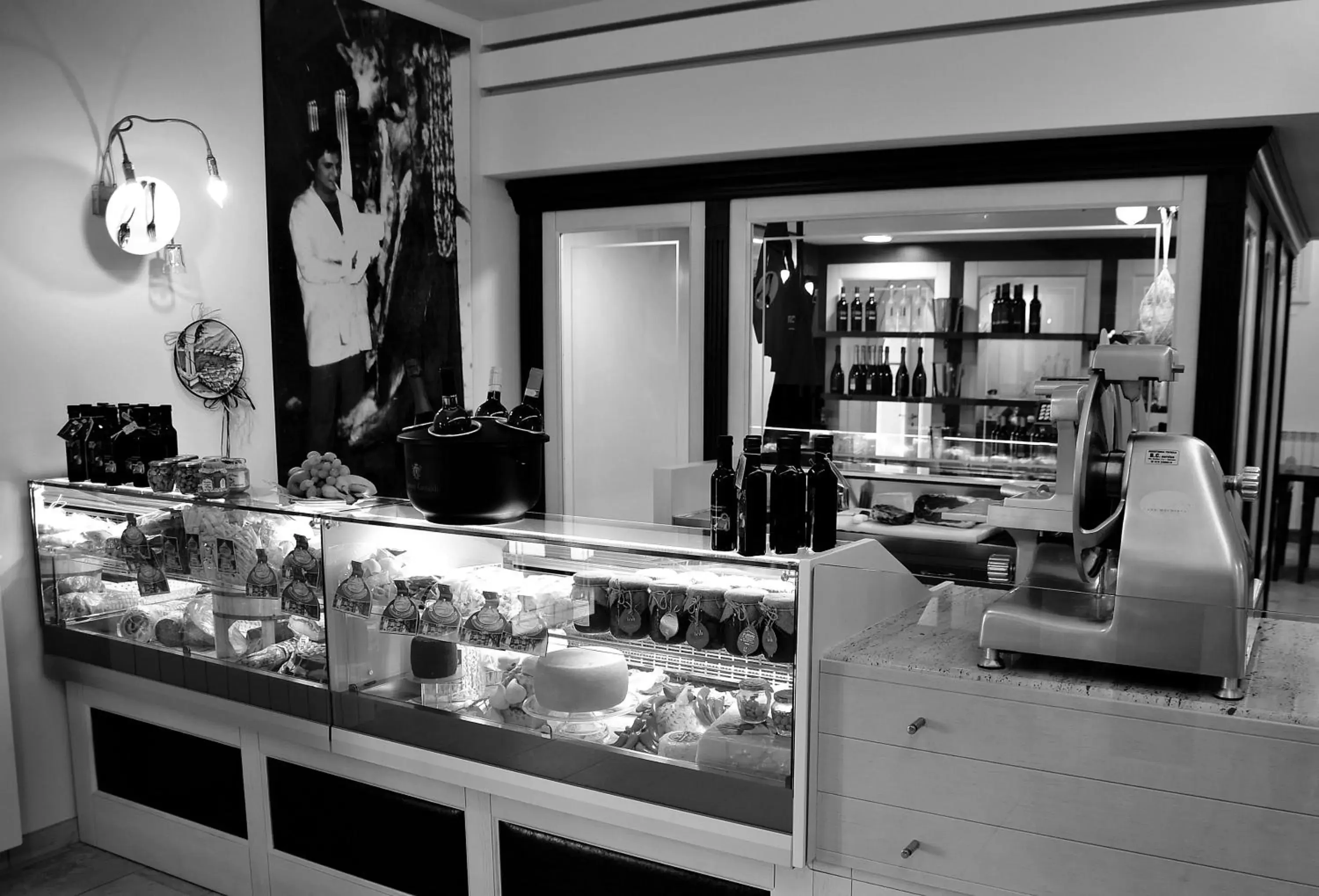 On-site shops in Relais Black Horse