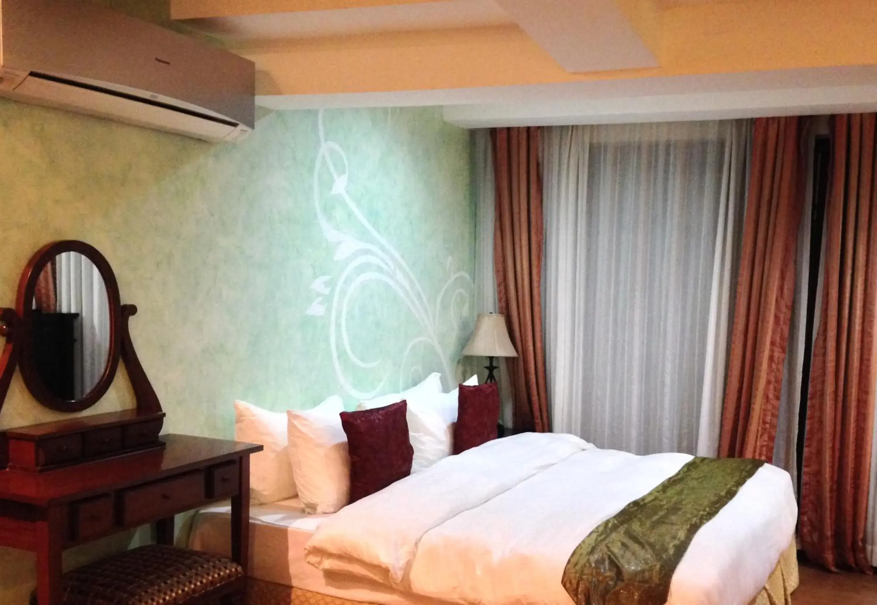Bedroom, Bed in Lee Boutique Hotel Tagaytay