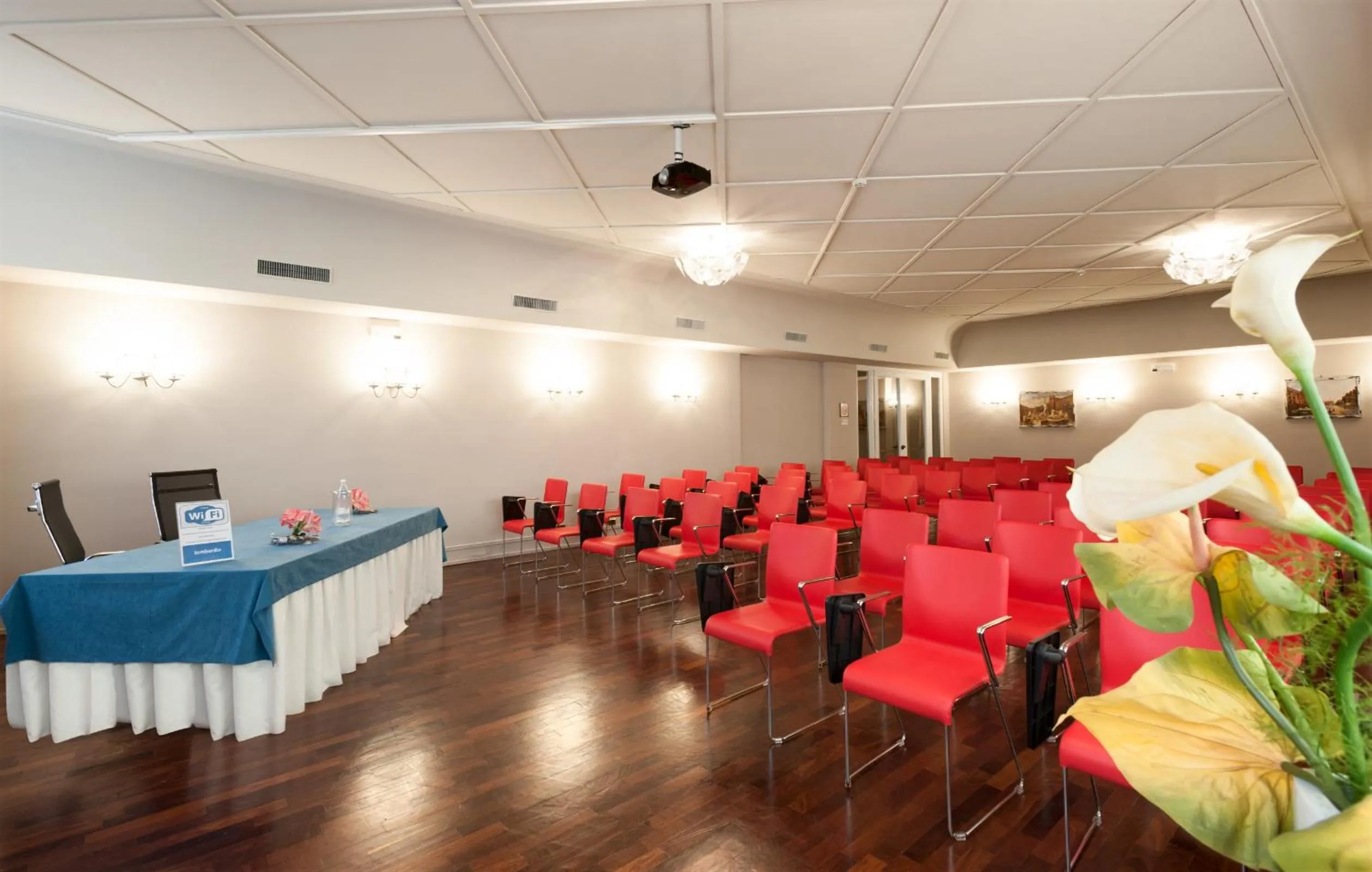 Meeting/conference room in Hotel Lombardia