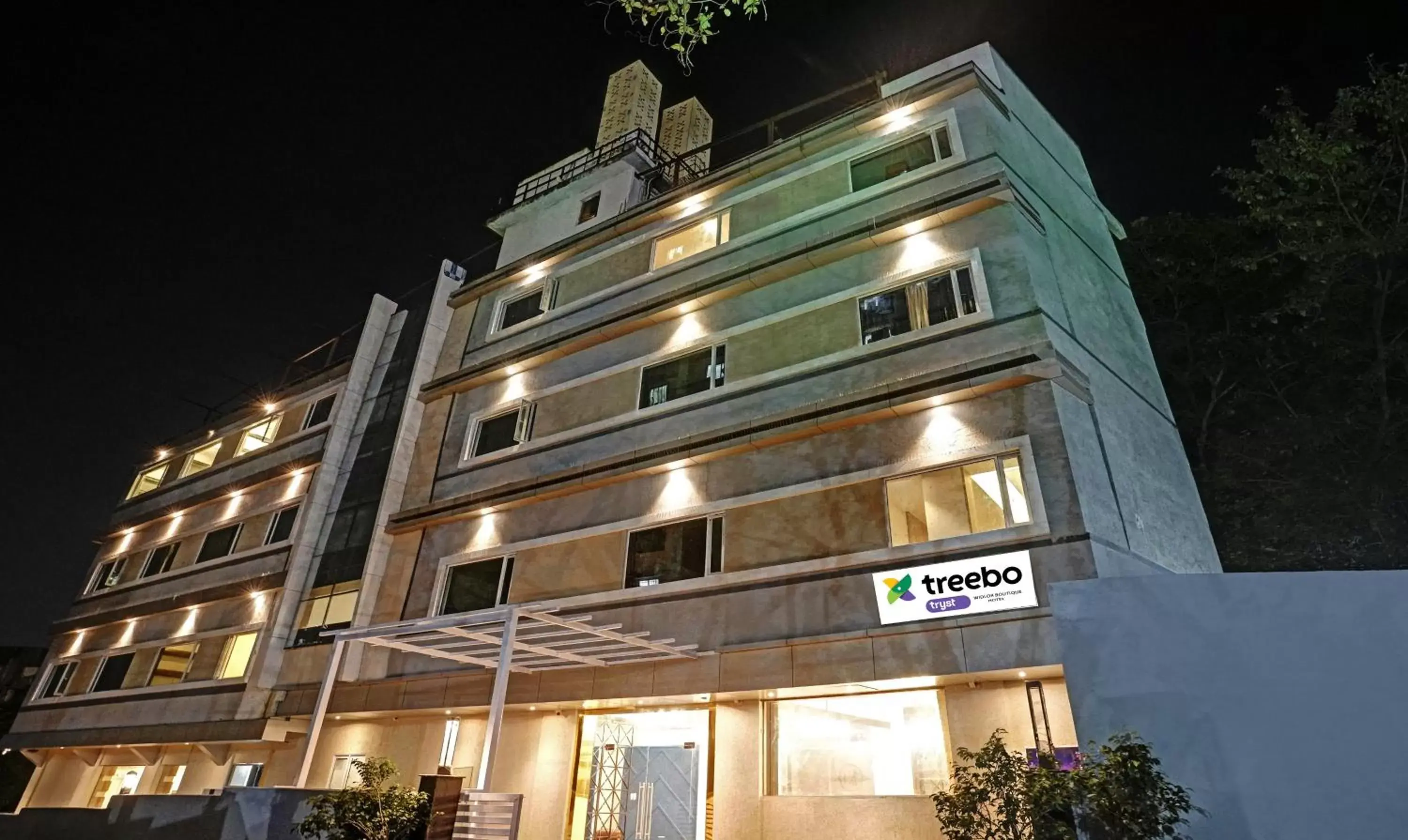 Property building in Treebo Premium Widlor Boutique Property building in Treebo Premium Widlor Boutique