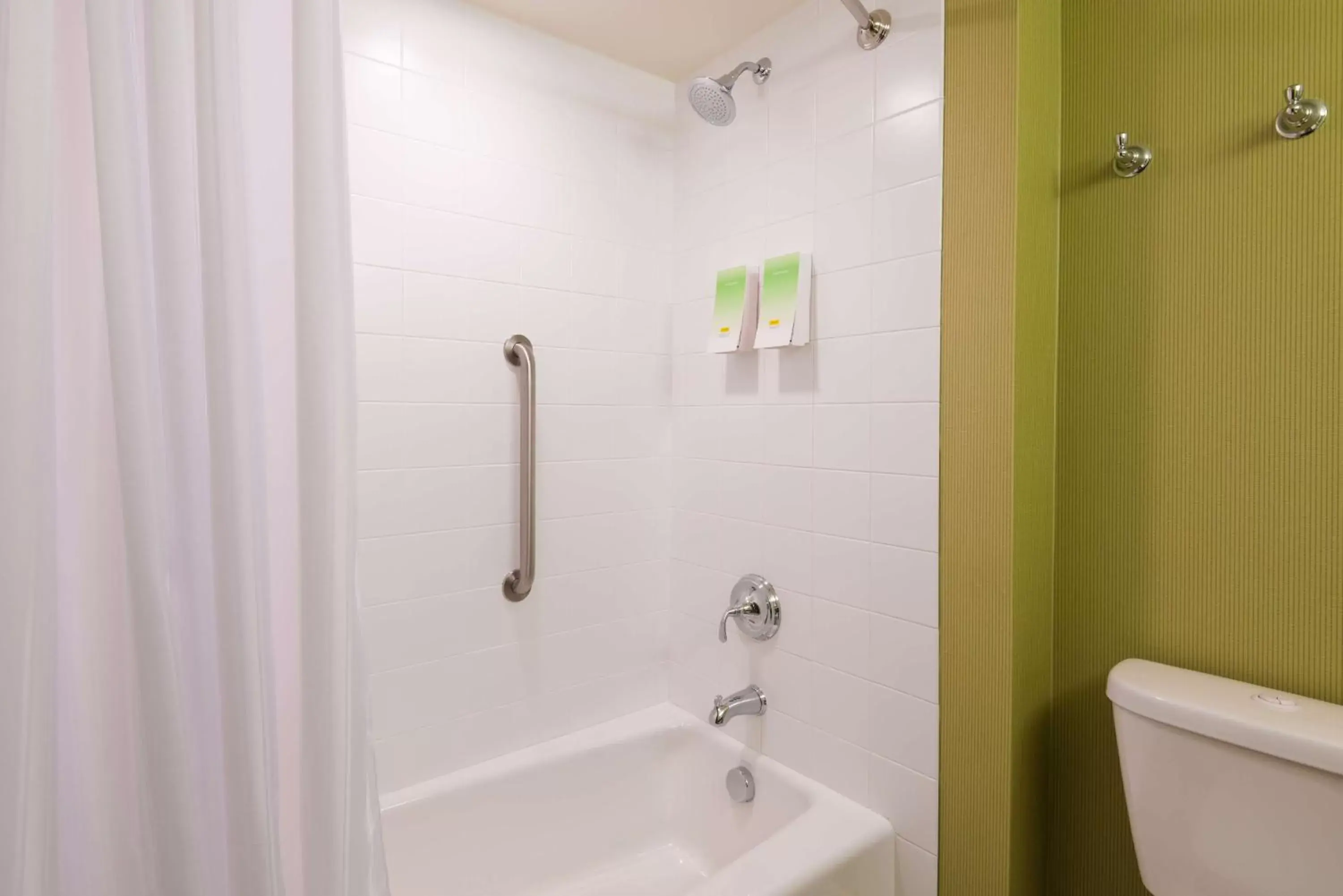 Bathroom in Home2 Suites by Hilton Buffalo Airport/ Galleria Mall