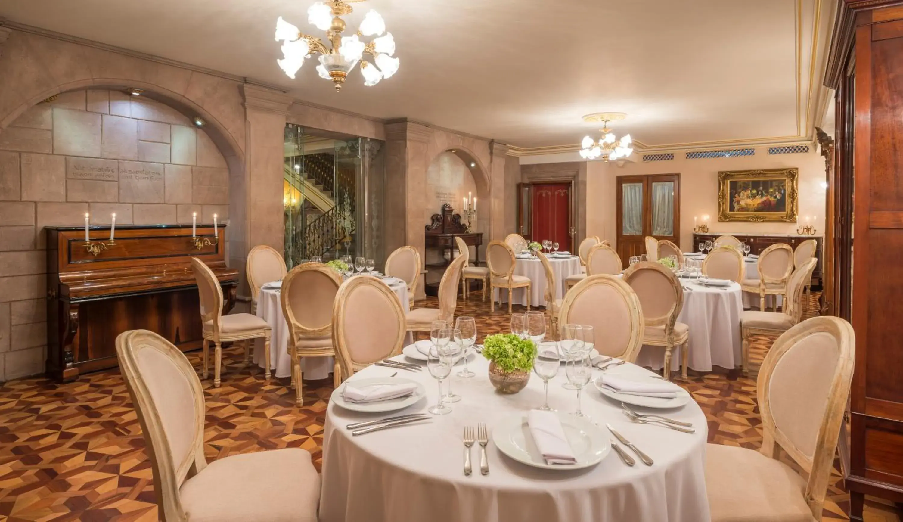 Dinner, Restaurant/Places to Eat in Hotel Museo Palacio de San Agustin