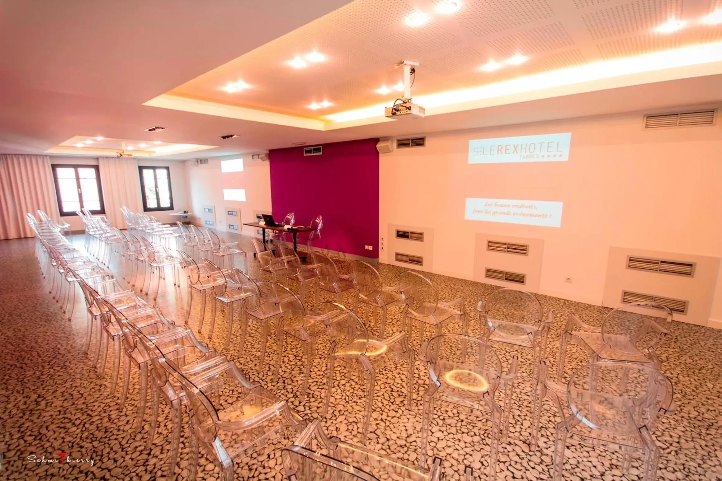 Day, Banquet Facilities in Le Rex Hôtel