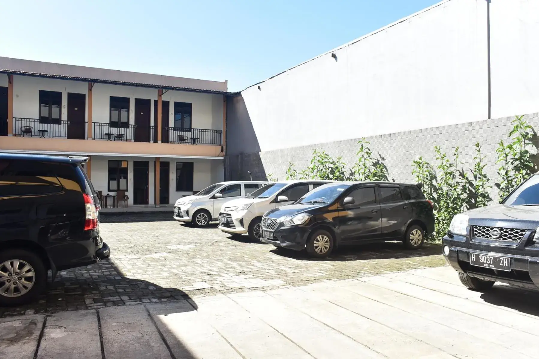 Property Building in RedDoorz near Alun Alun Wonosobo