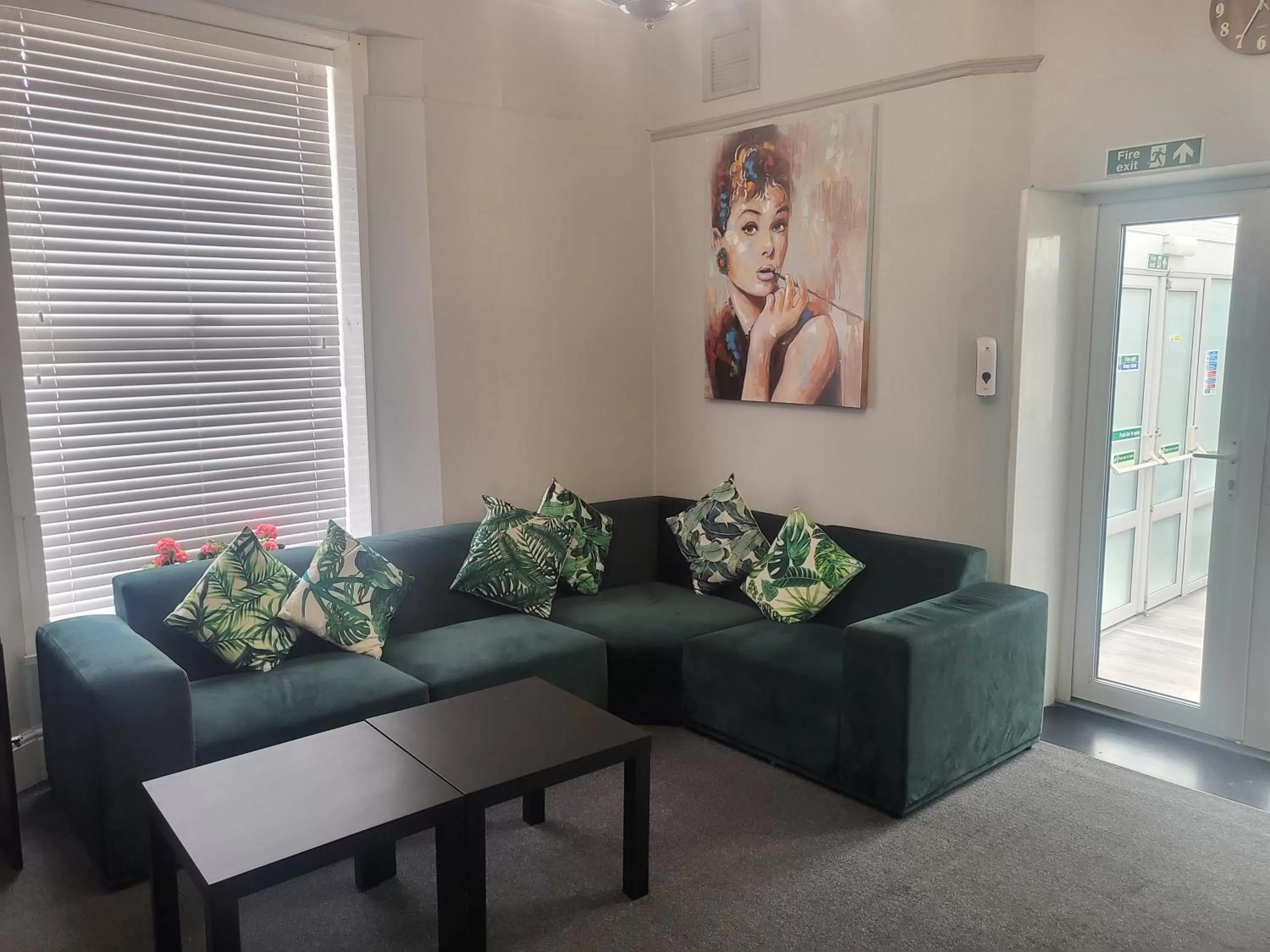 Living room, Seating Area in Watton Vibe Hotel