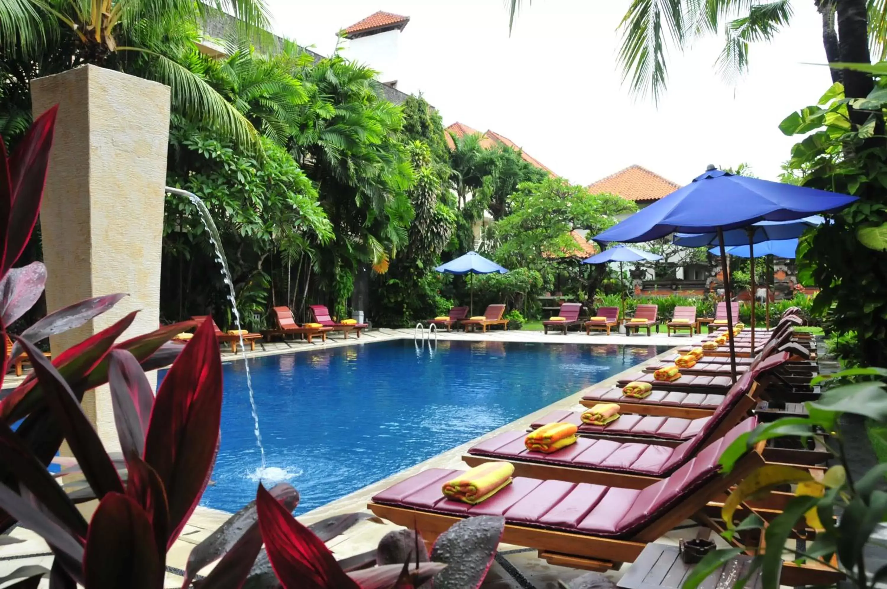 Swimming Pool in Puri Raja Hotel