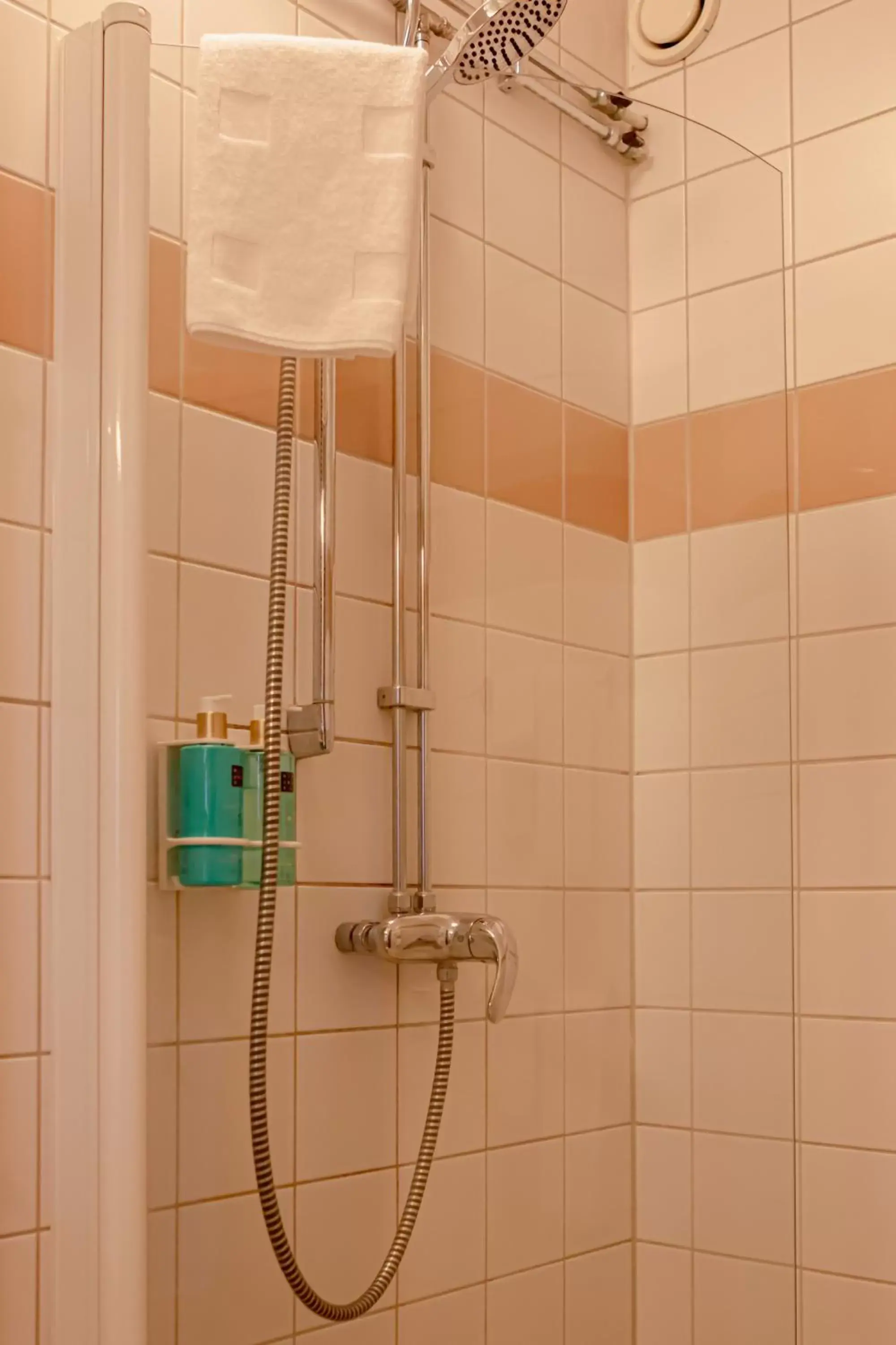 Bathroom in First Hotel Jörgen Kock