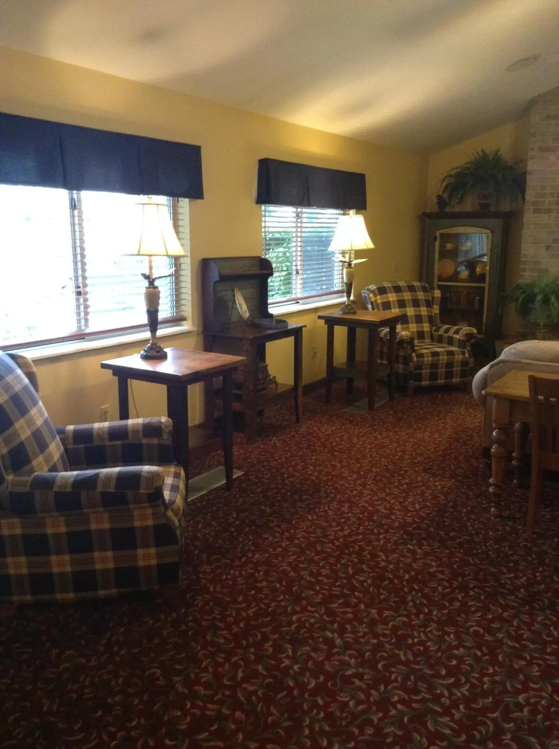 Lobby or reception in AmericInn by Wyndham Republic