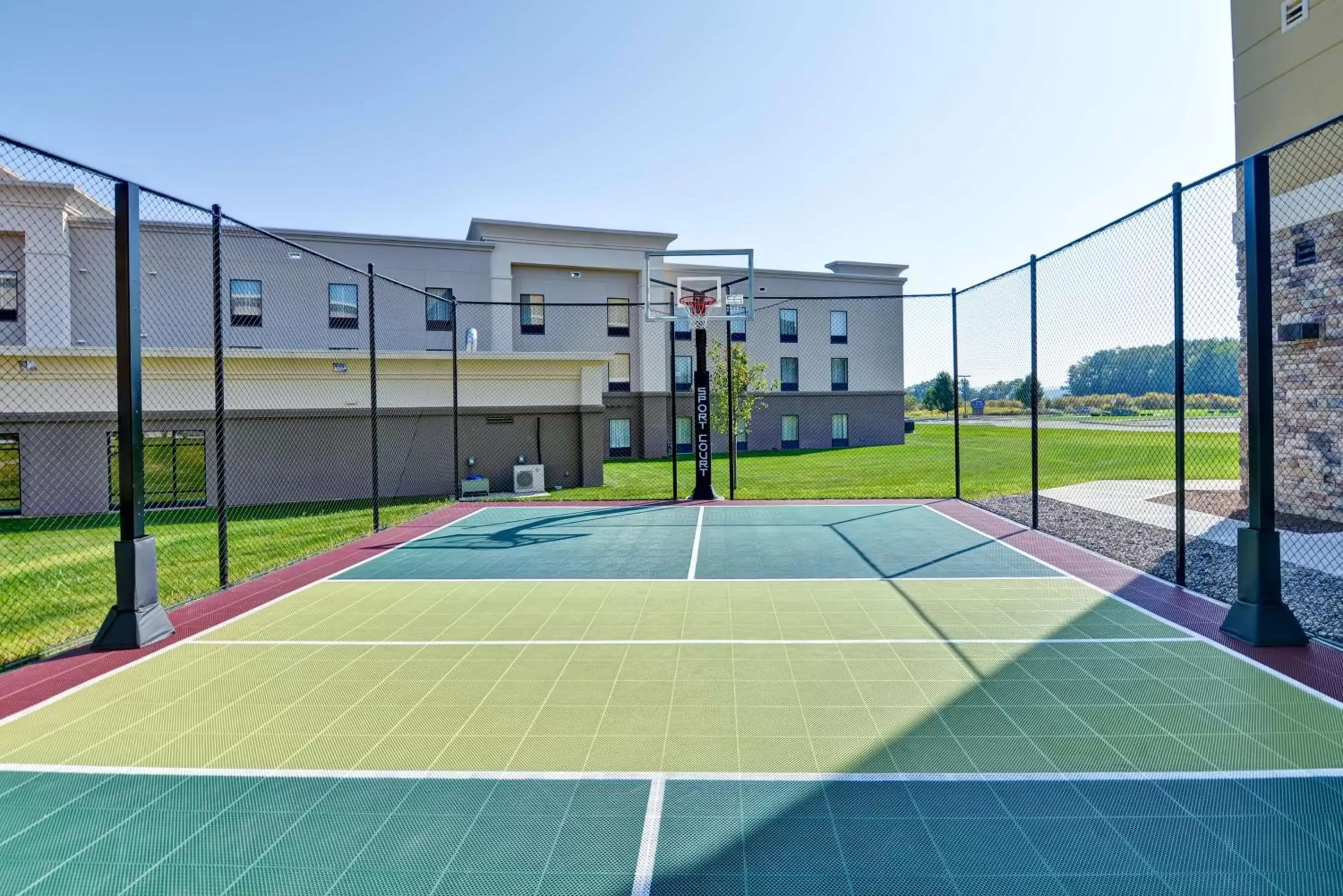 Sports, Tennis/Squash in Homewood Suites By Hilton New Hartford Utica