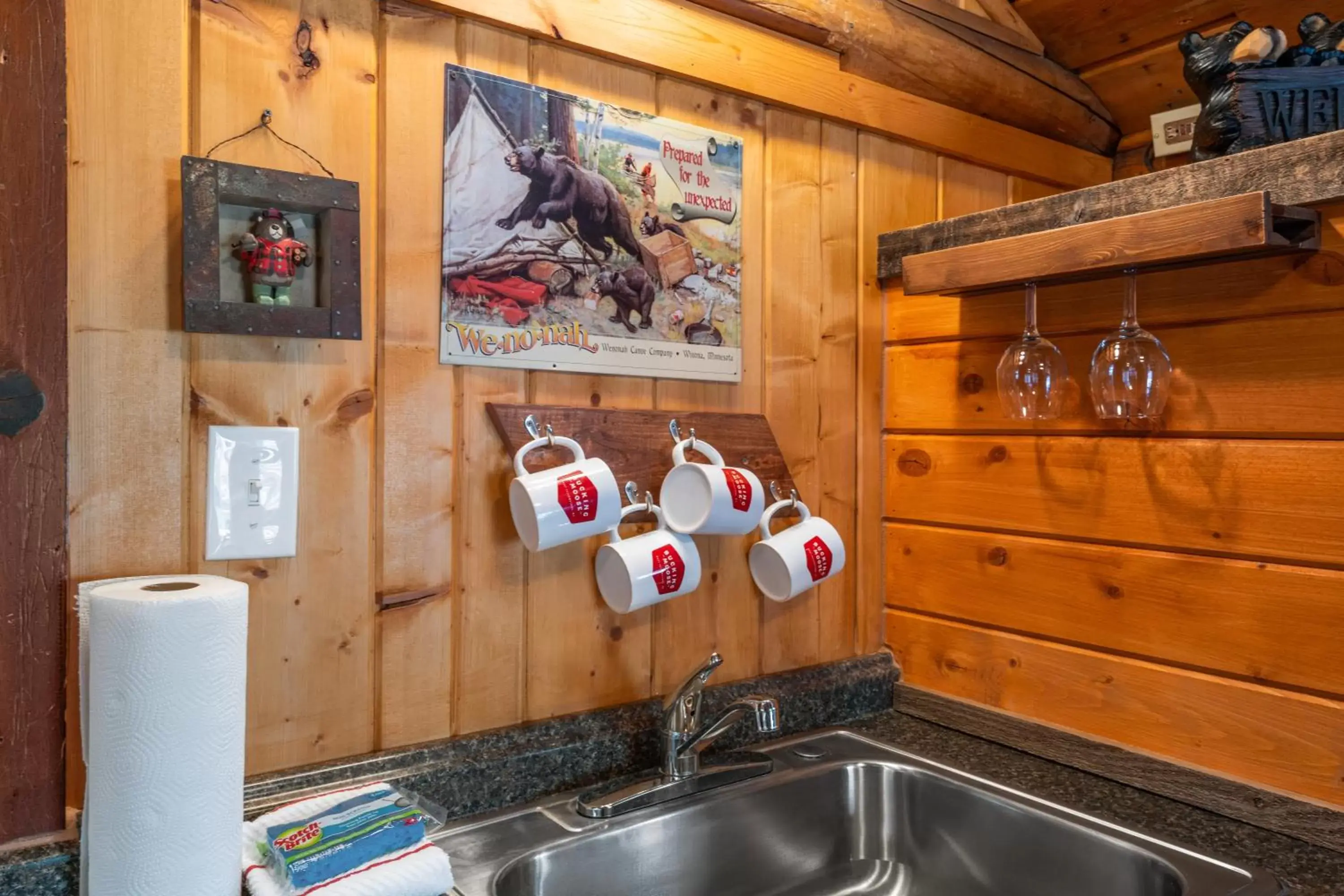 Coffee/tea facilities, Kitchen/Kitchenette in The Bucking Moose