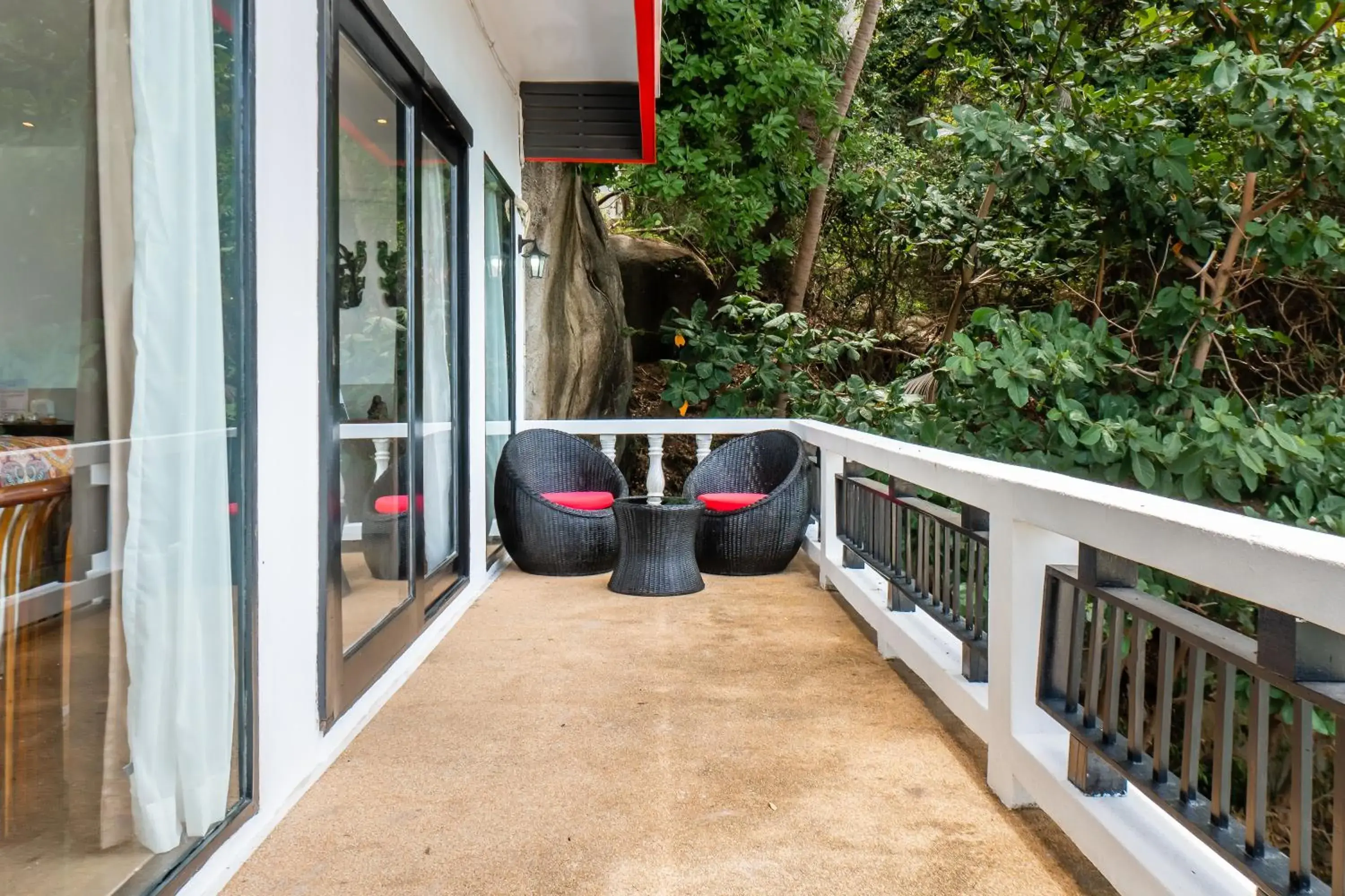 Balcony/Terrace in Crystal Bay Beach Resort