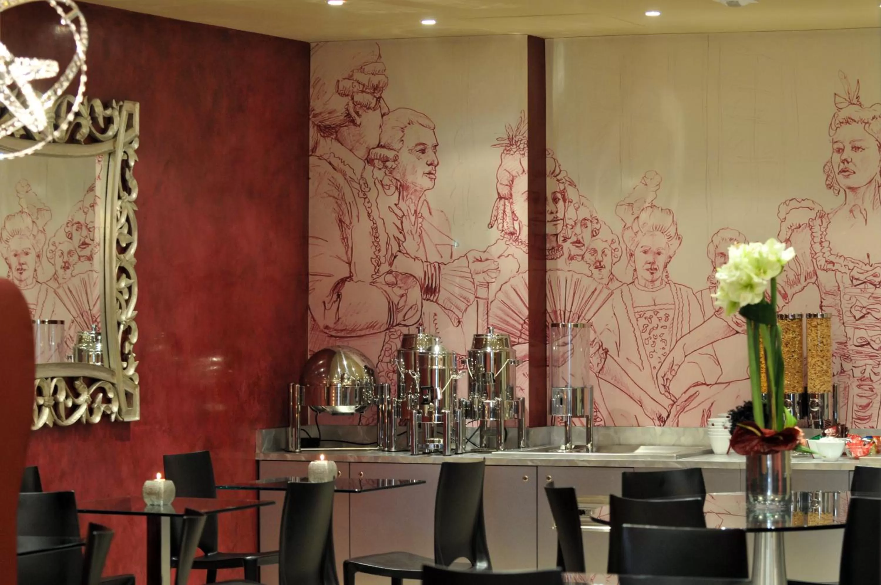 Restaurant/places to eat in Mercure Paris Bastille Marais