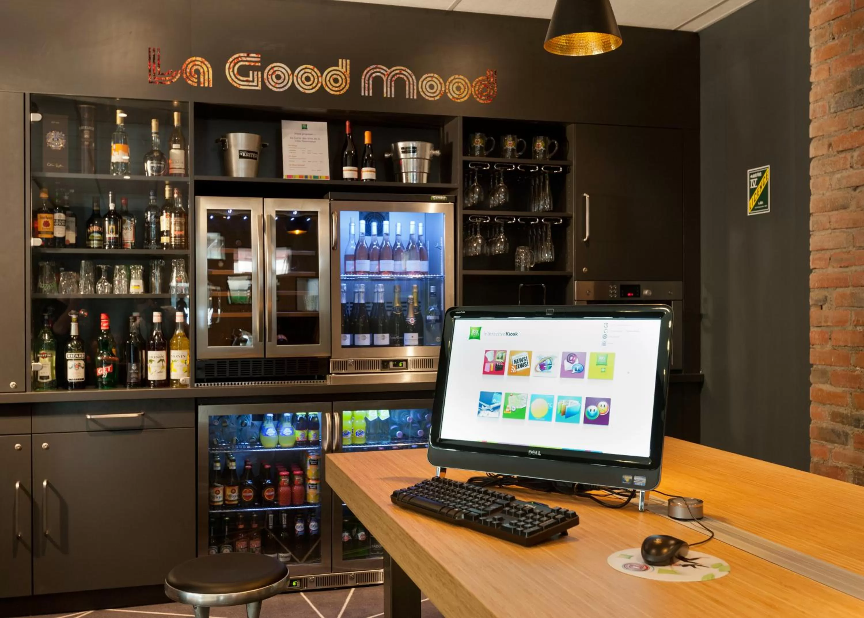 Lounge or bar in ibis Styles Roanne Centre Gare