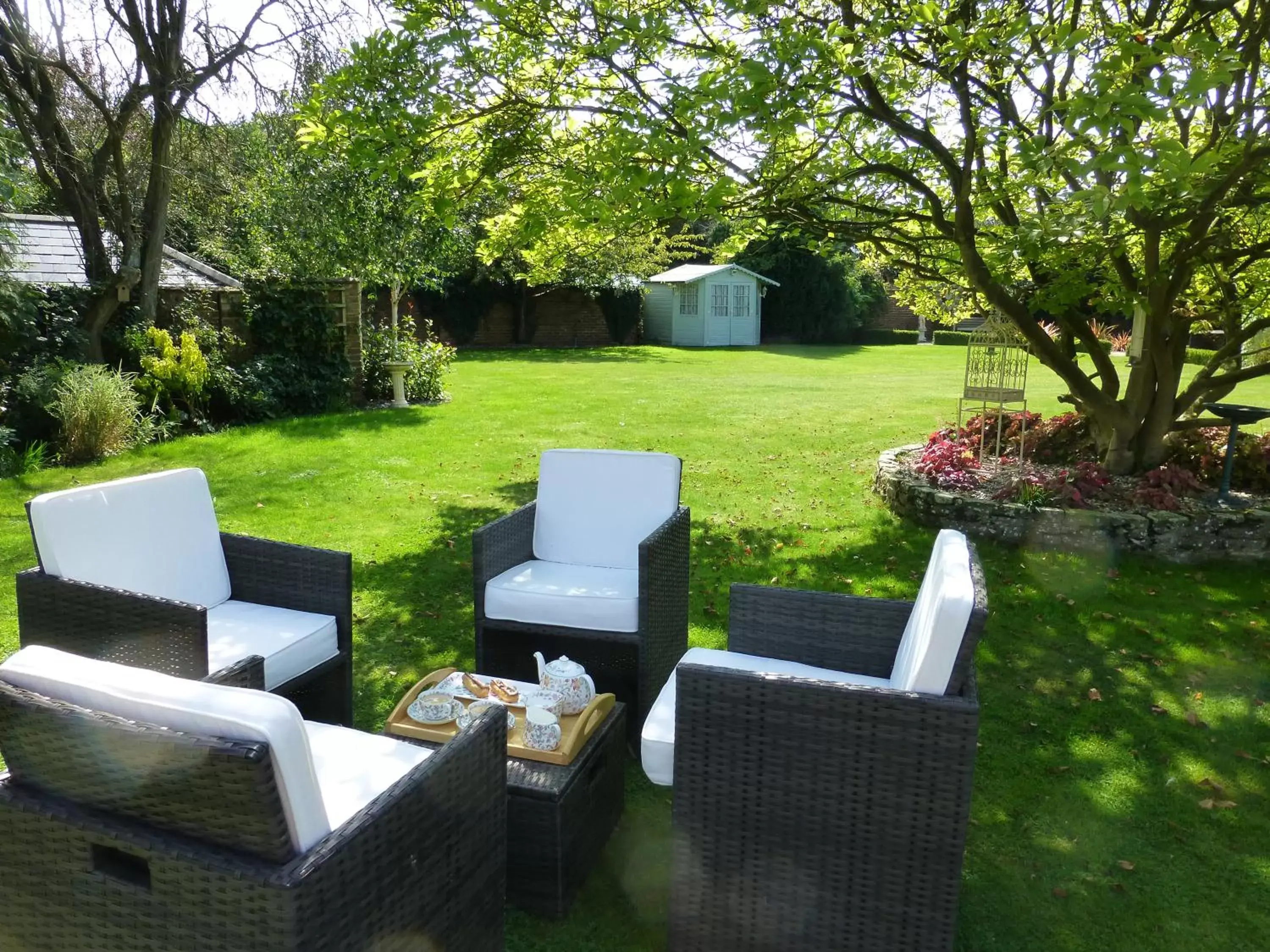 Garden view in The Greyhound - Historic former Inn