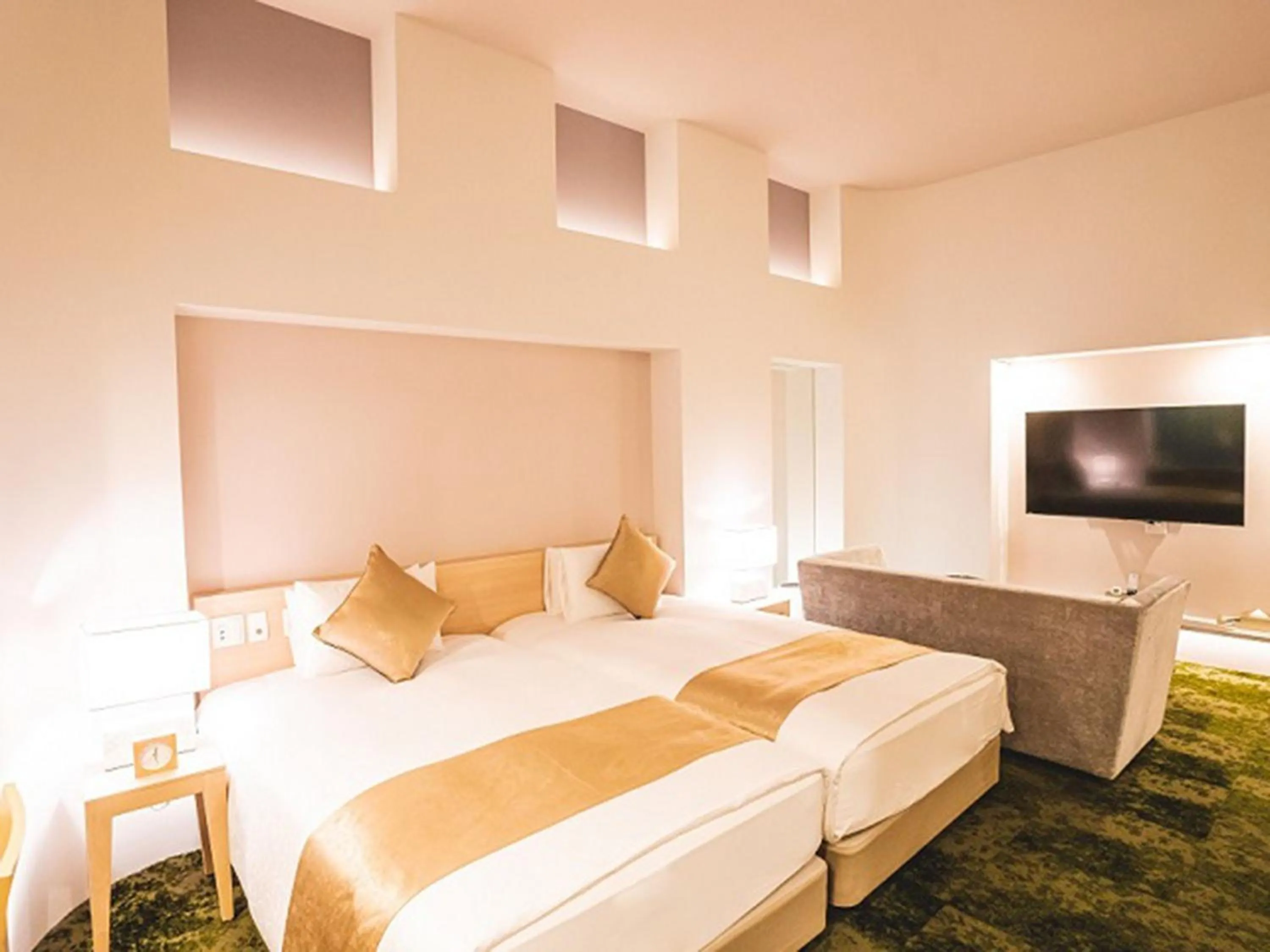 Bed in Roppongi Hotel S