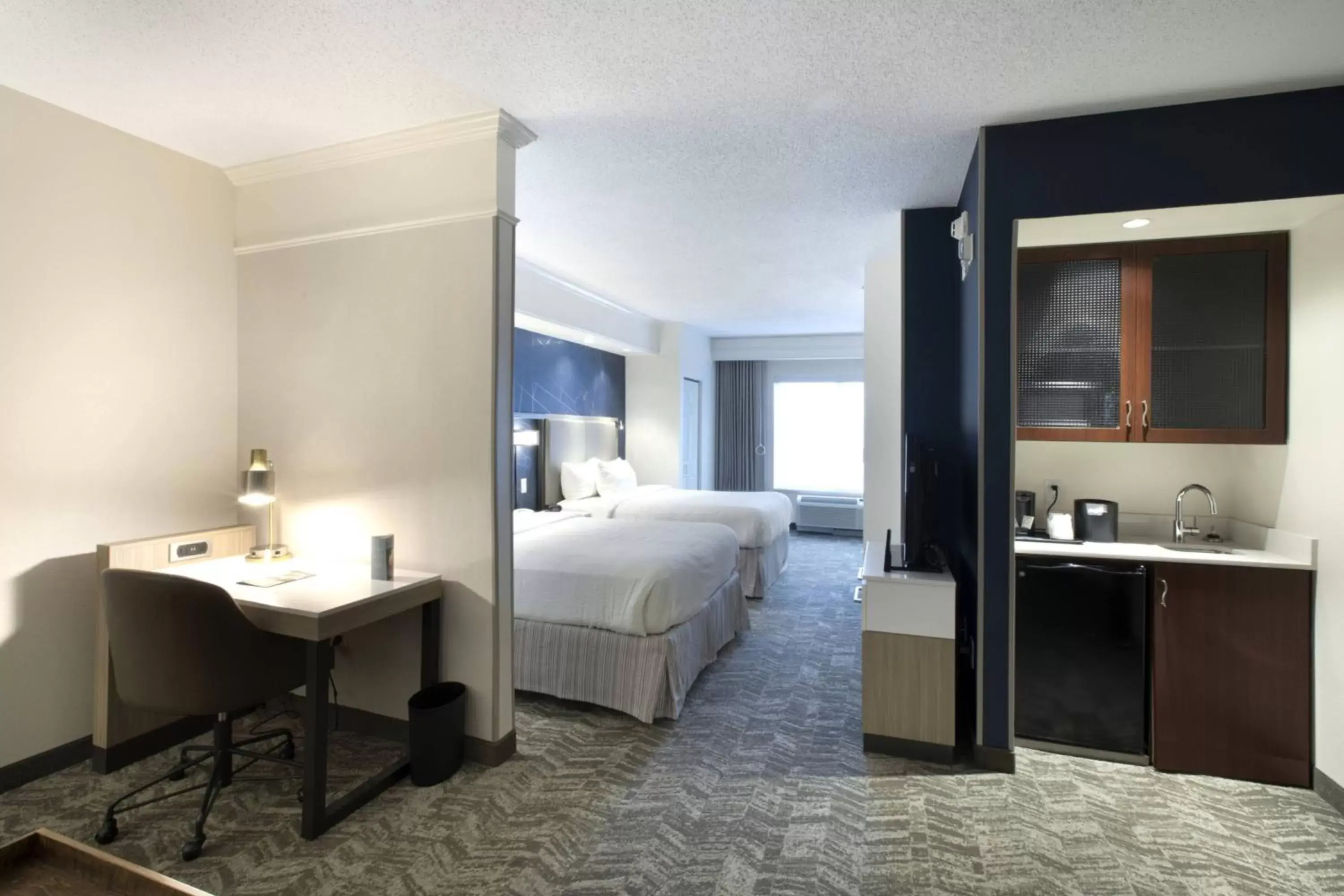 Photo of the whole room, Bed in SpringHill Suites by Marriott Savannah I-95 South