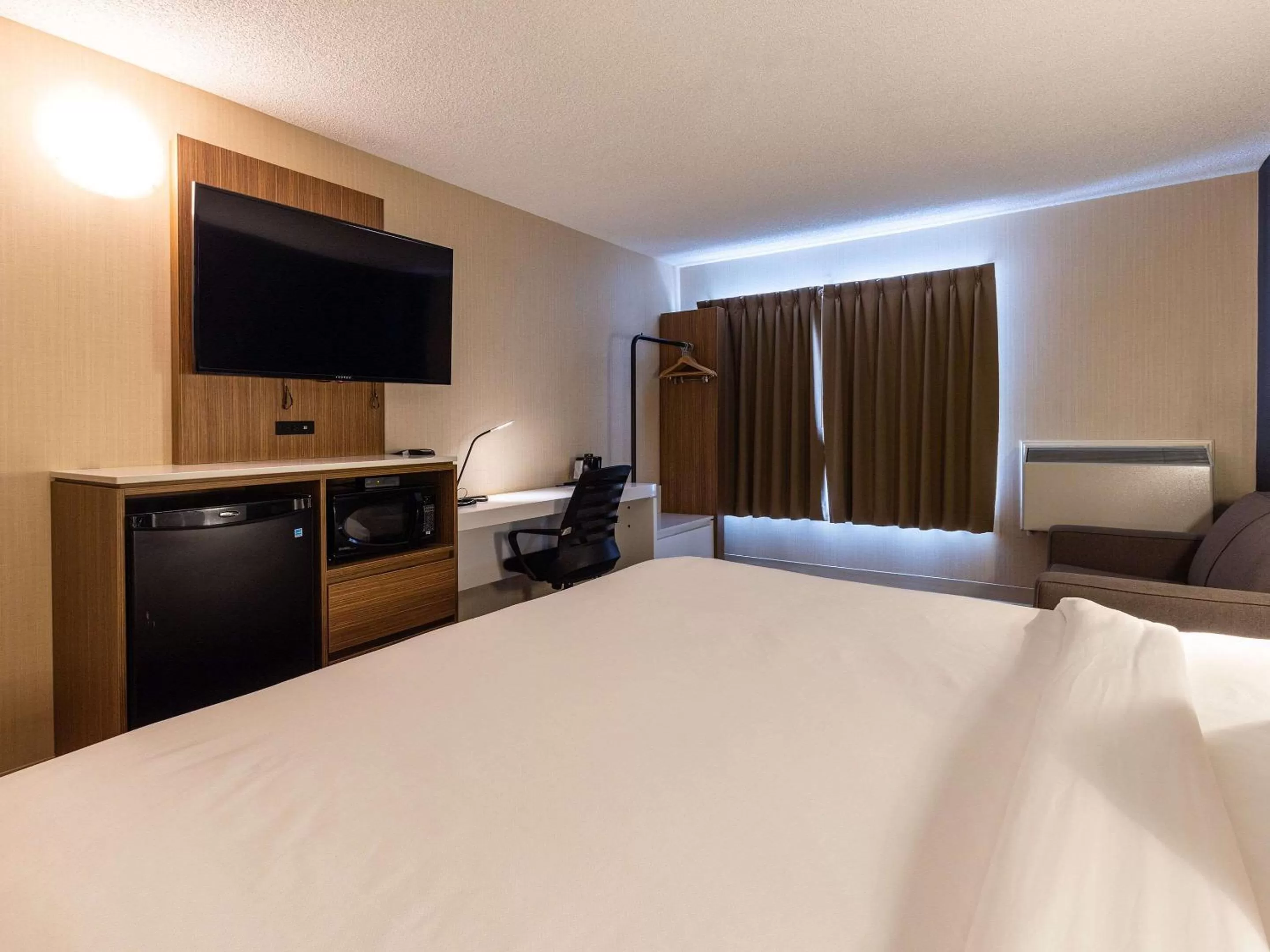 Bedroom, Bed in Comfort Inn
