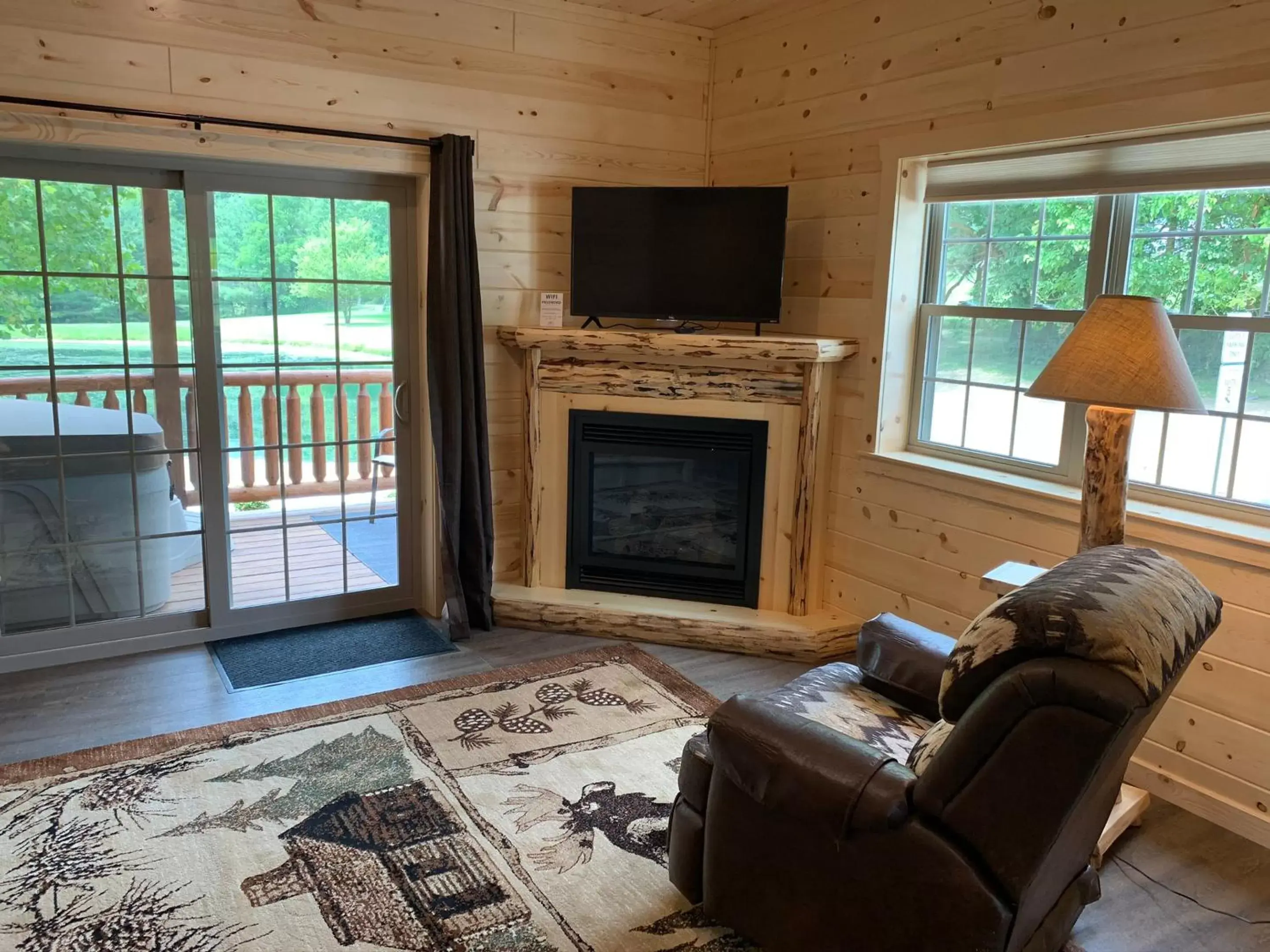 Living room, Seating Area in Waterview Lodge by Amish Country Lodging
