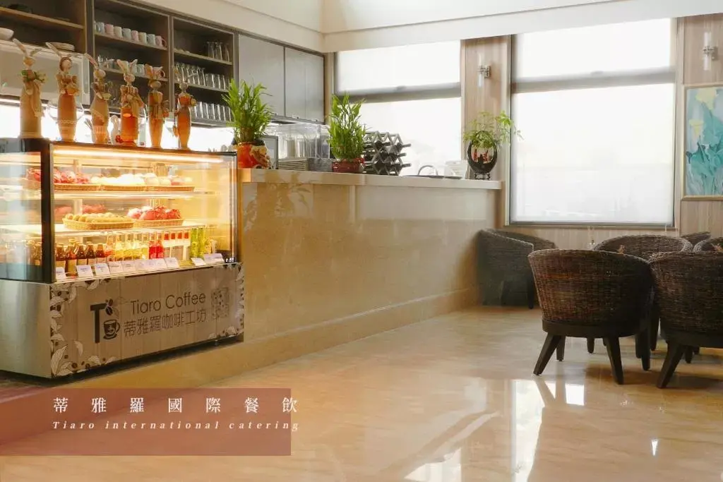 Lobby or reception in Darlon Hotel Lobby or reception in Darlon Hotel