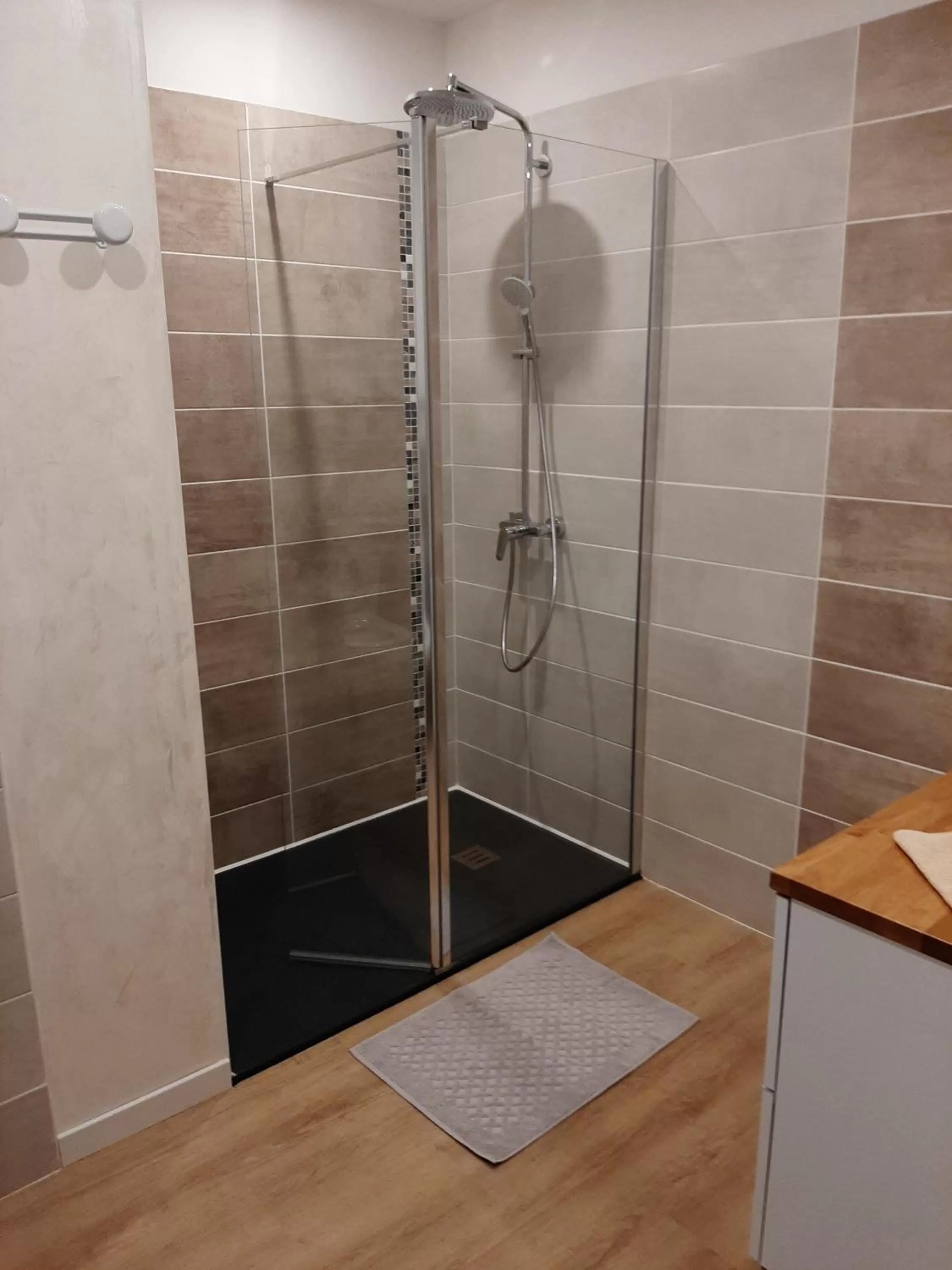 Bathroom in La Villa Claudia Jardin et Spa