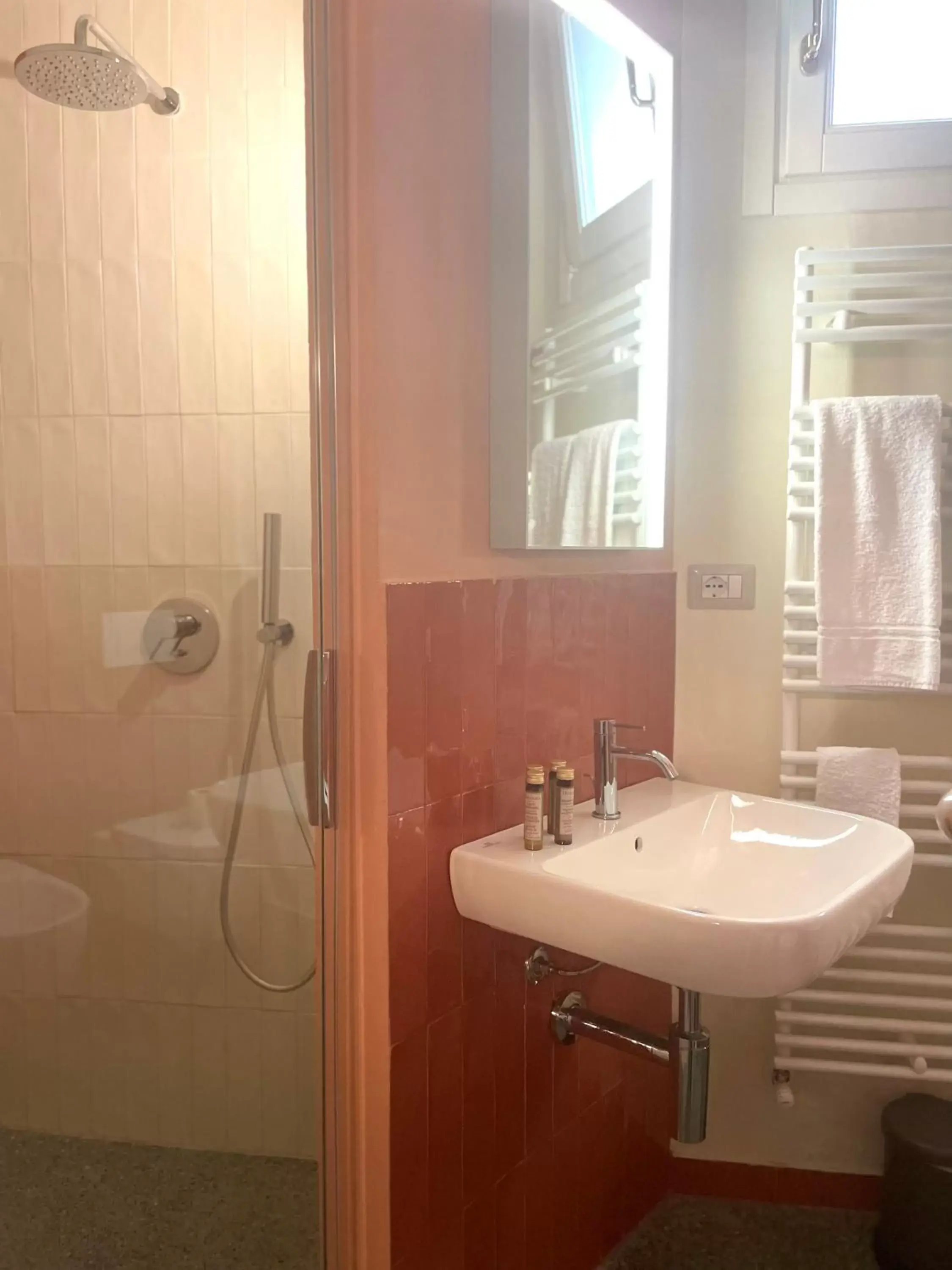 Shower, Bathroom in Distilia Dimora Salentina