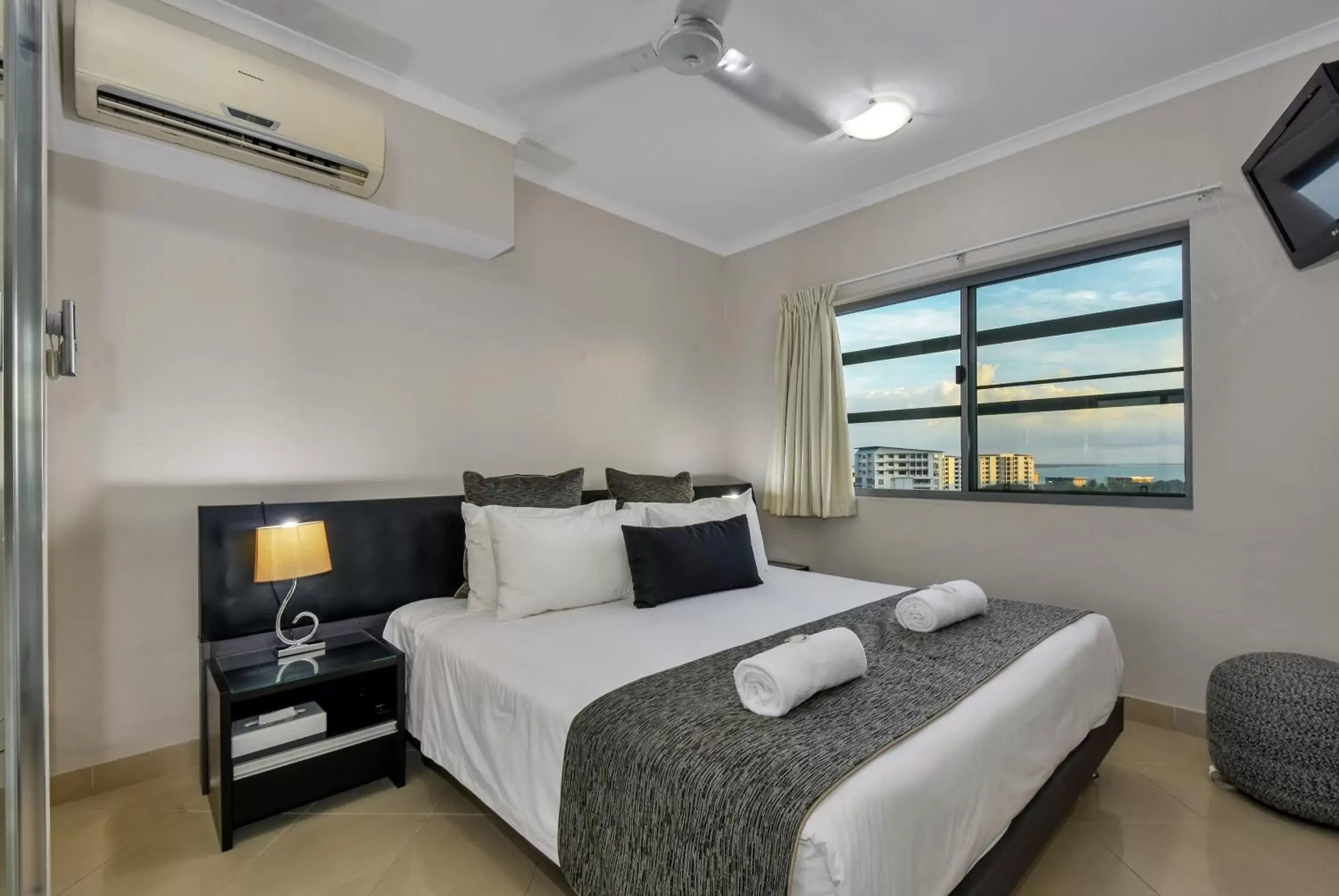 Bedroom, Bed in Argus Apartments Darwin