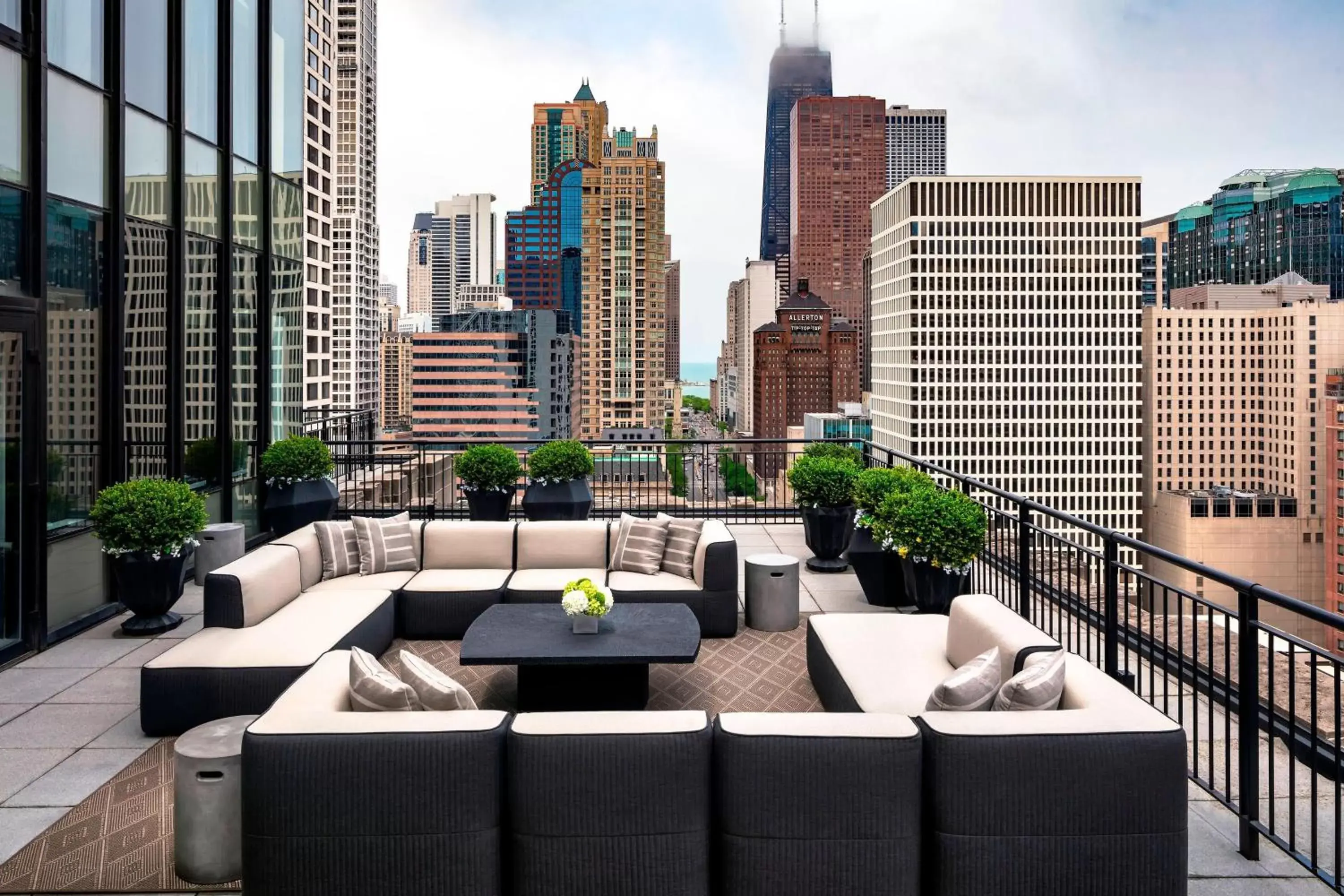 Bedroom in The Gwen, a Luxury Collection Hotel, Michigan Avenue Chicago