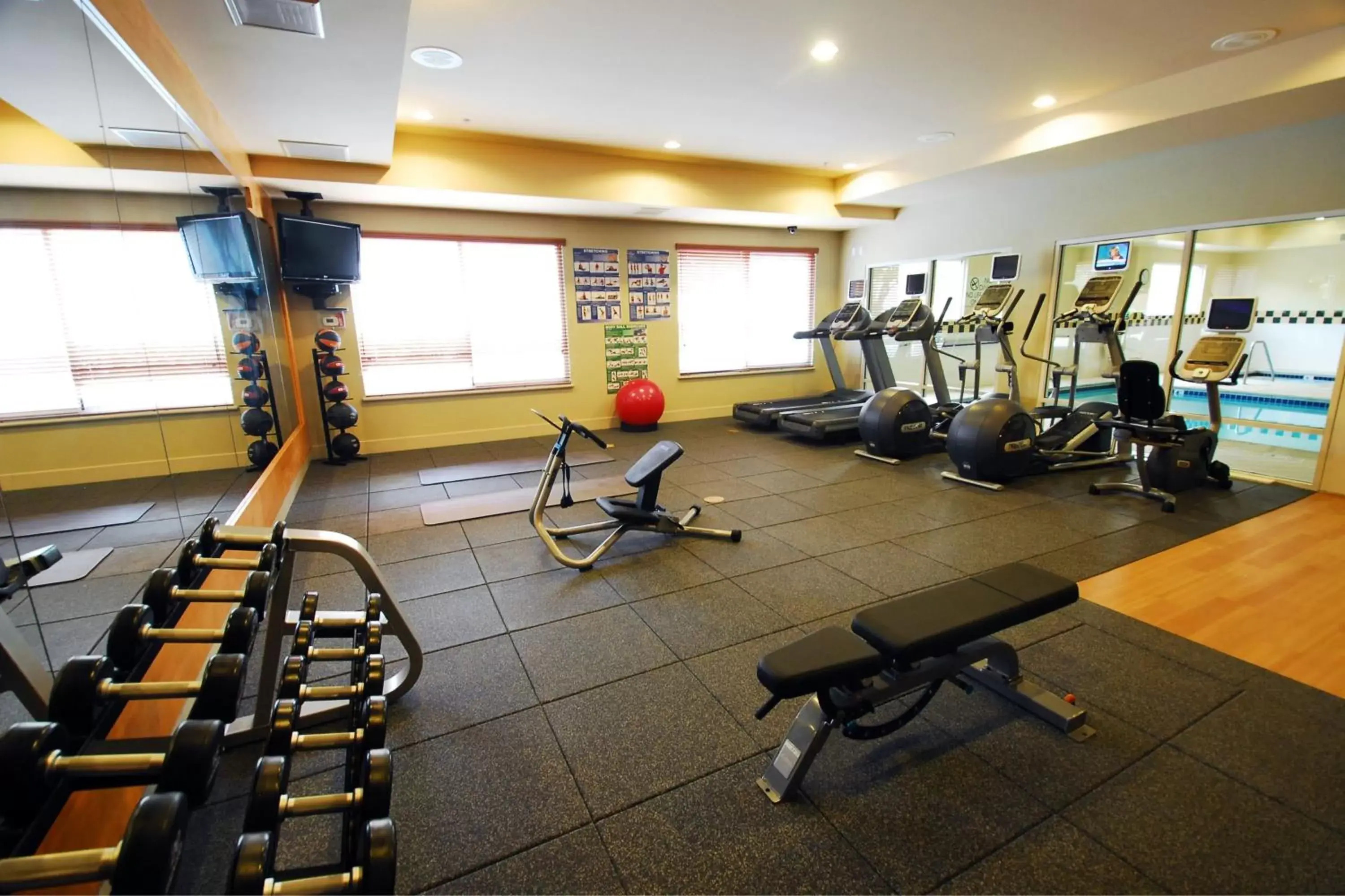 Fitness centre/facilities, Fitness Center/Facilities in The Bayshore Hotel San Francisco Airport - Burlingame