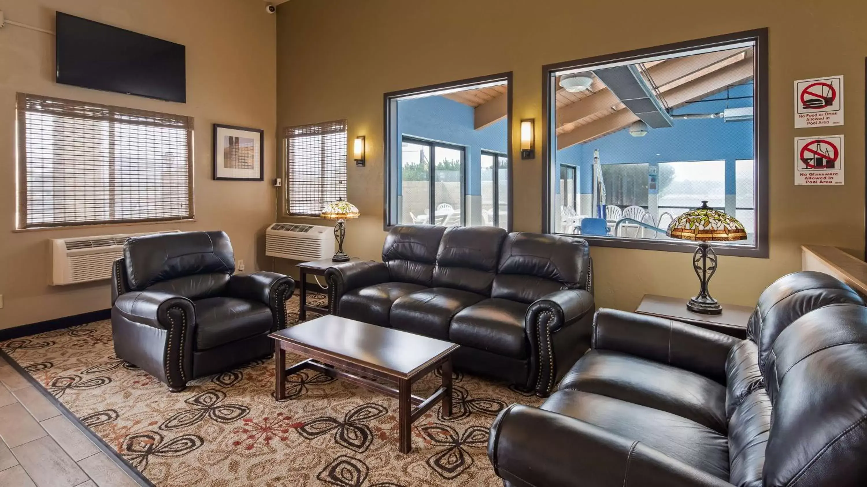Lobby or reception, Seating Area in SureStay Hotel by Best Western Ellensburg