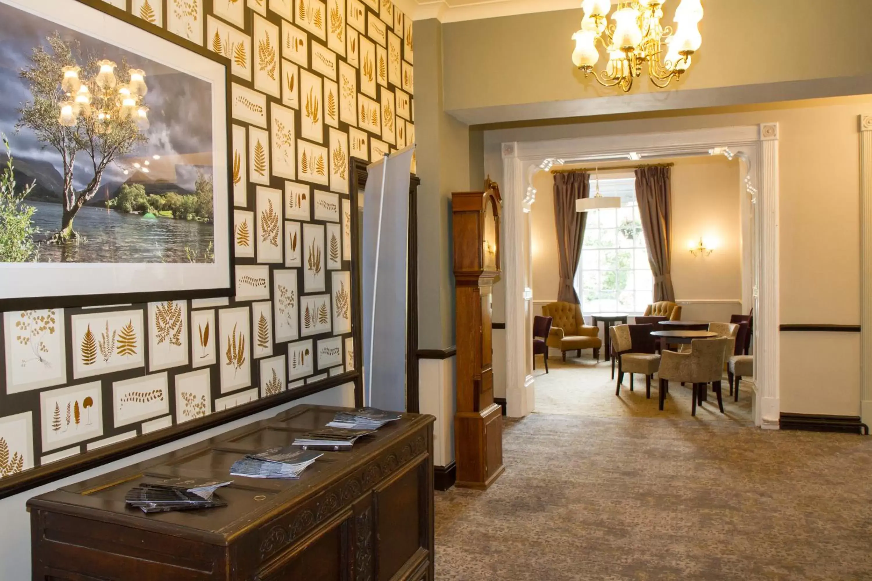 Lobby or reception, Restaurant/Places to Eat in Royal Victoria Hotel Snowdonia