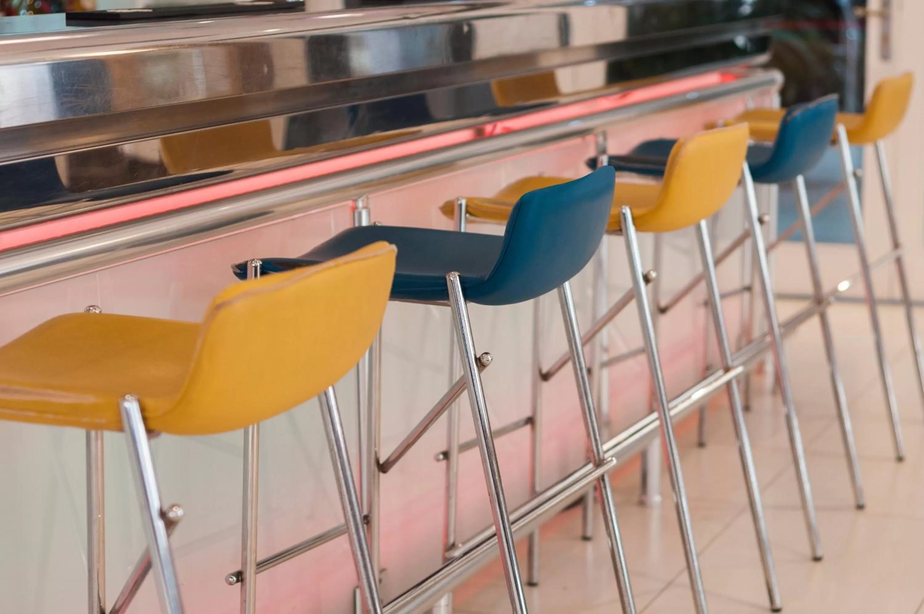 Lounge or bar in Alexandra Hotel