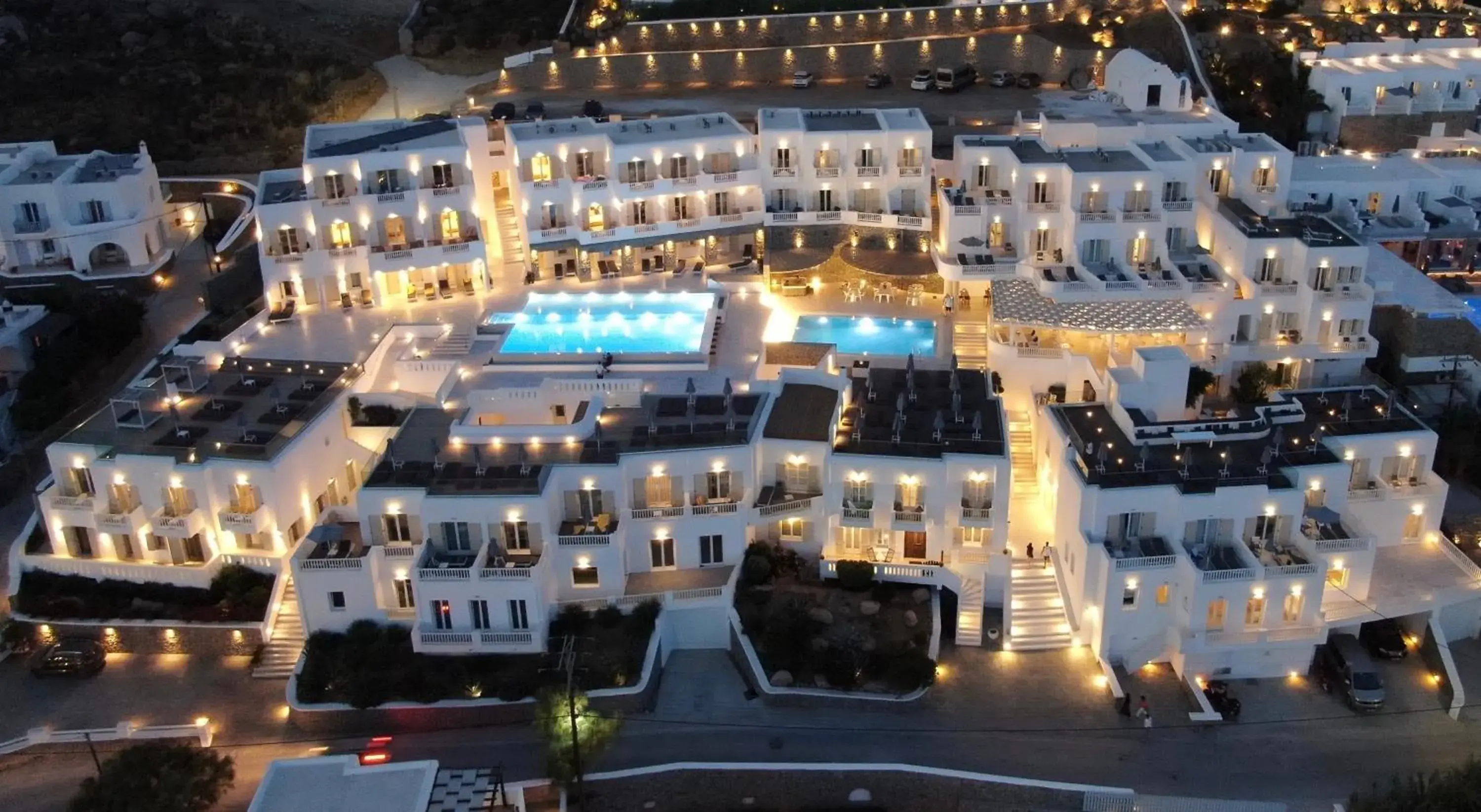 Bird's eye view, Bird's-eye View in The George Hotel Mykonos