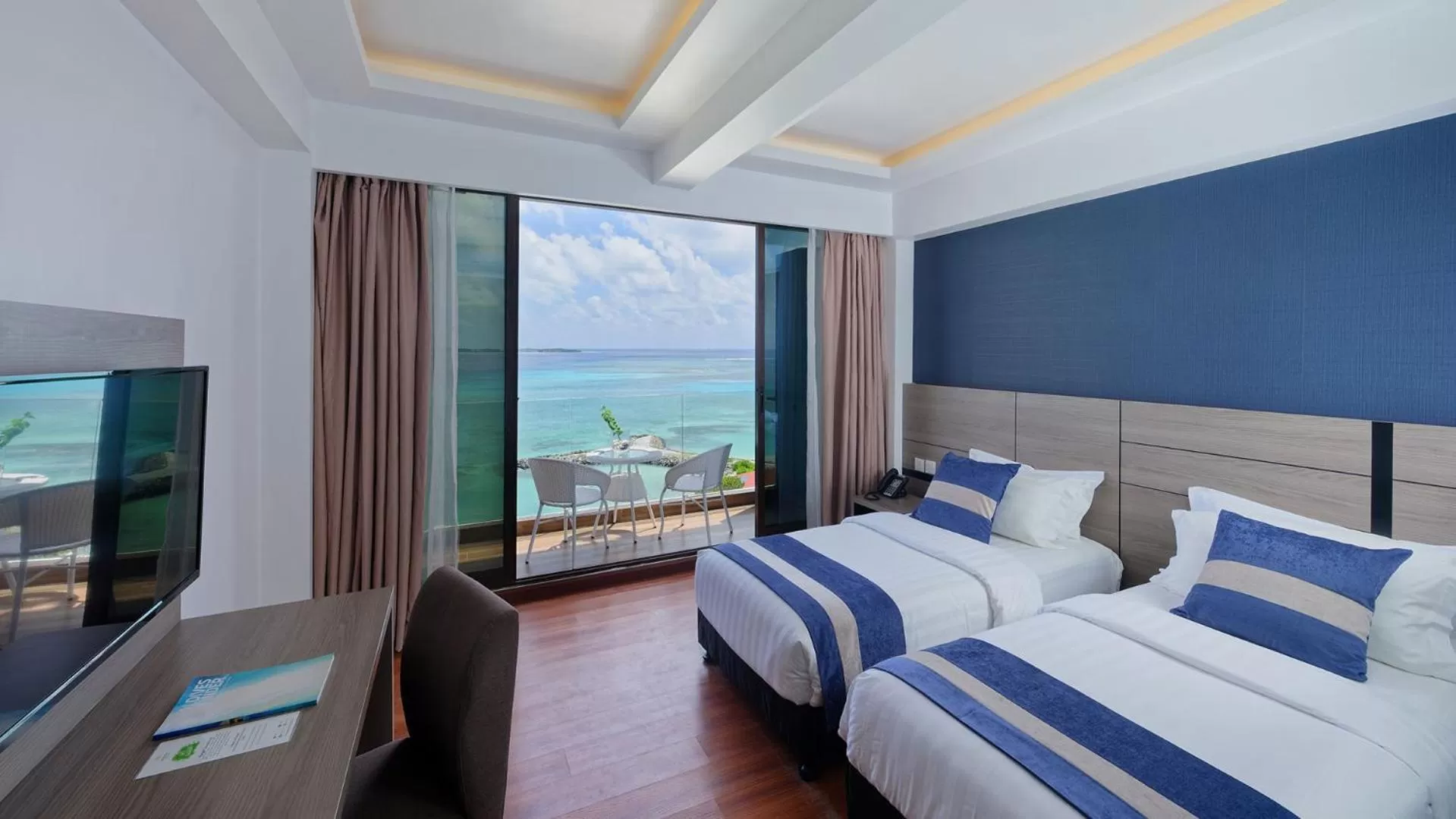 Photo of the whole room, Bed in Arena Beach Hotel