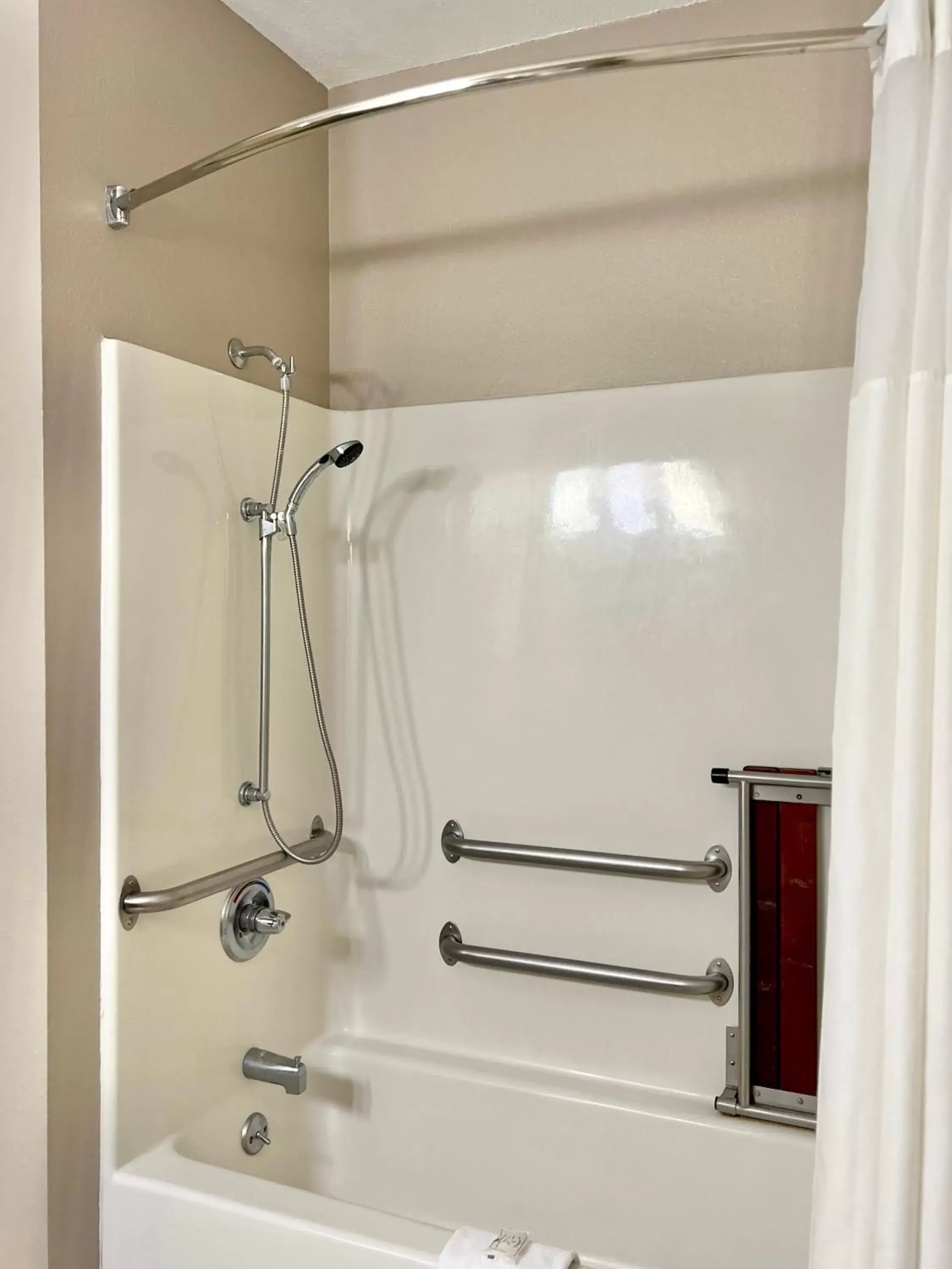 Shower, Bathroom in Quality Inn & Suites