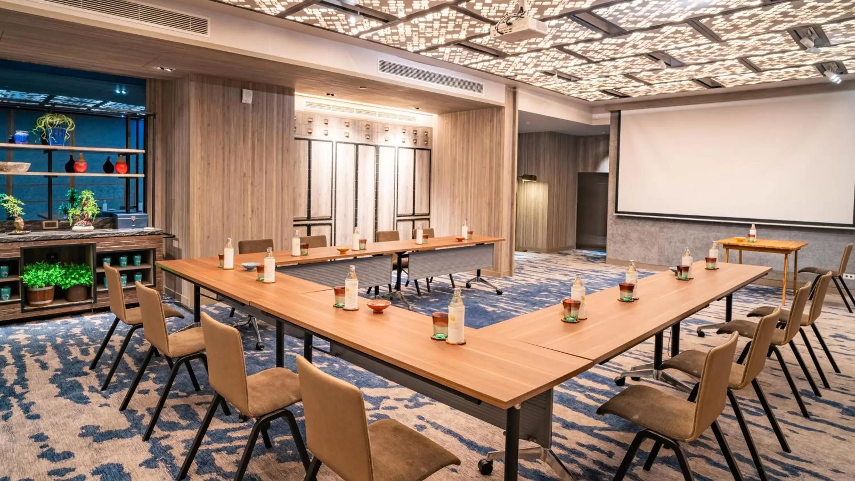 Meeting/conference room in Hotel Indigo Phuket Patong, an IHG Hotel