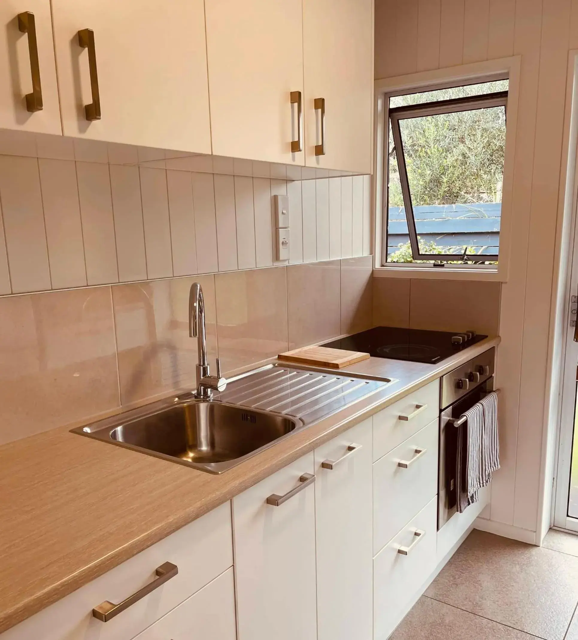 Kitchen or kitchenette, Kitchen/Kitchenette in Stay Kerikeri