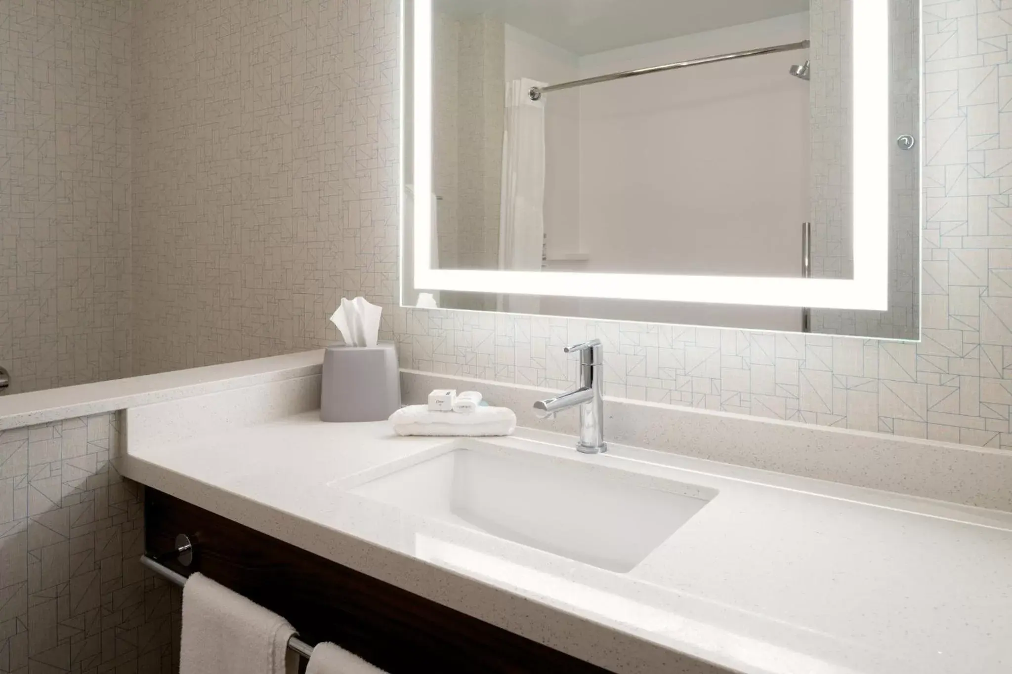 Bathroom in Holiday Inn Express & Suites - Bullhead City , an IHG Hotel