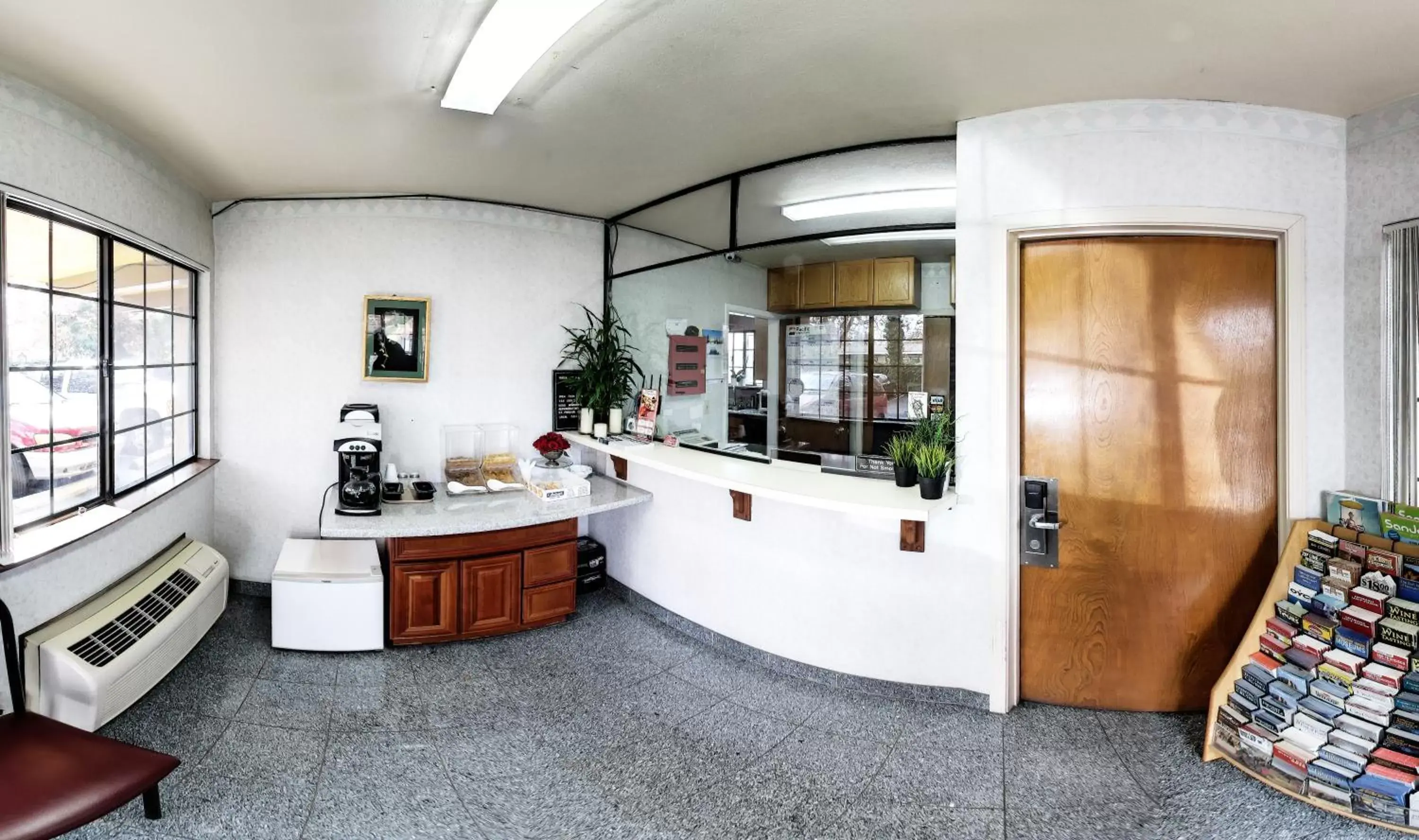 Lobby or reception in Valley Inn San Jose Lobby or reception in Valley Inn San Jose