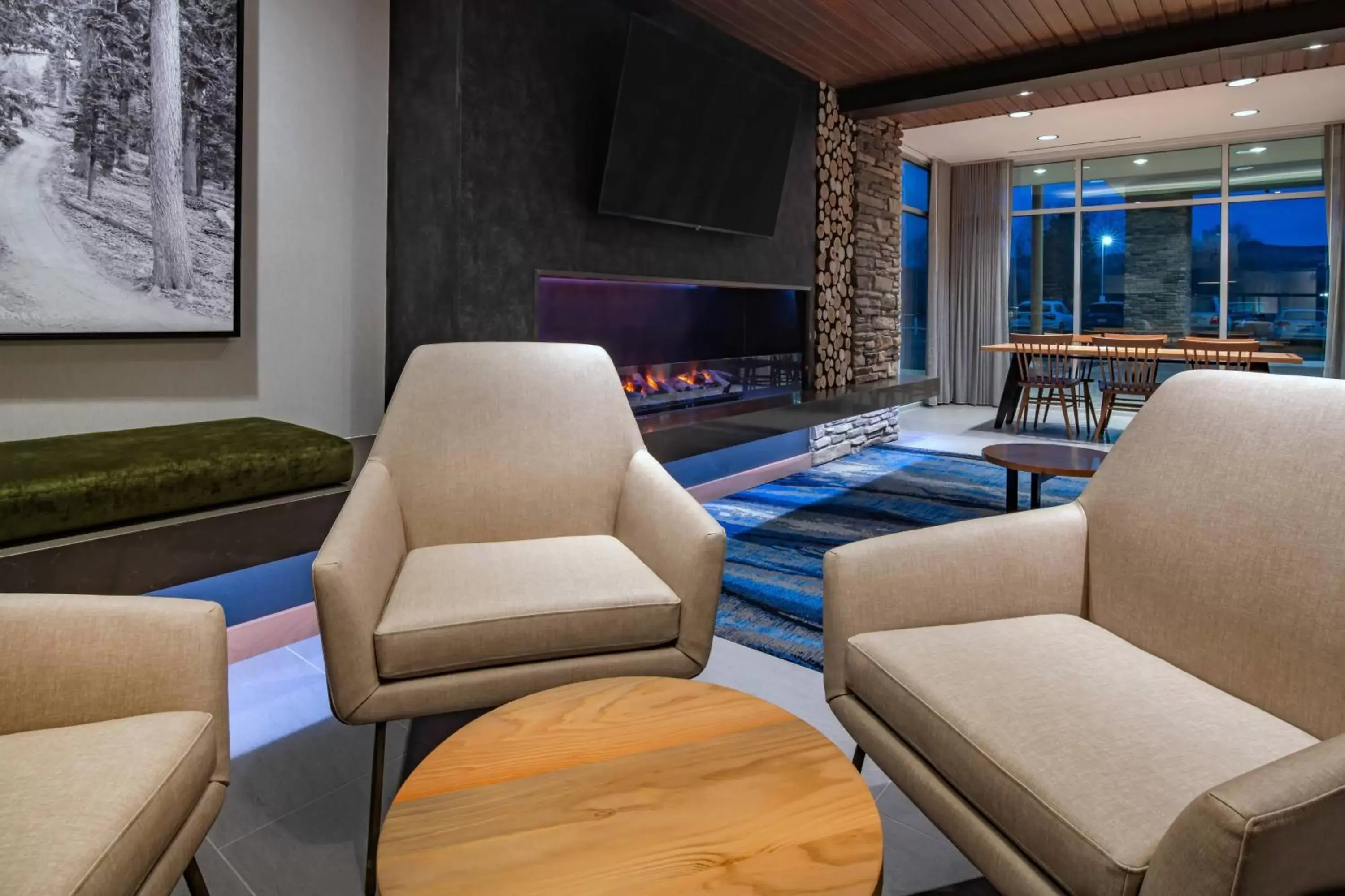 Lobby or reception, Seating Area in Fairfield Inn & Suites by Marriott Klamath Falls