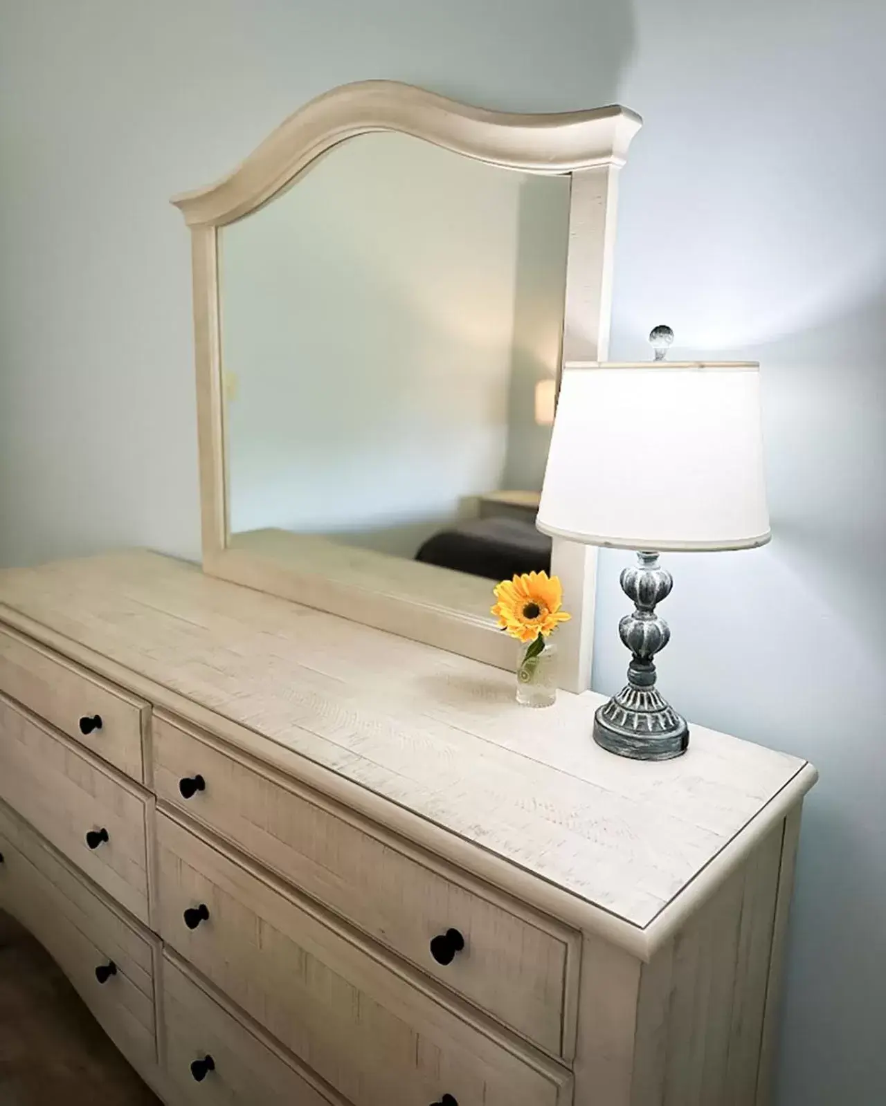Bedroom in The Historic General Stanton Inn Bedroom in The Historic General Stanton Inn