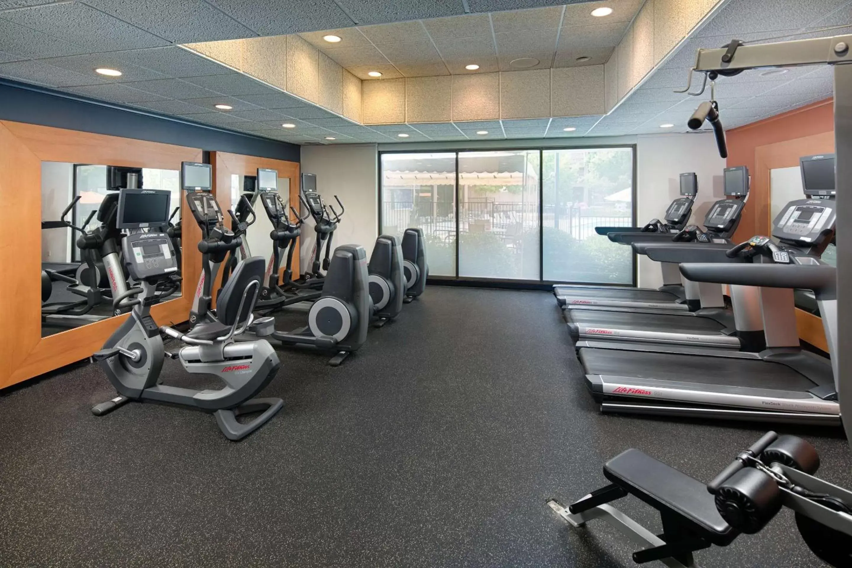Fitness centre/facilities, Fitness Center/Facilities in Red Lion Hotel Redding