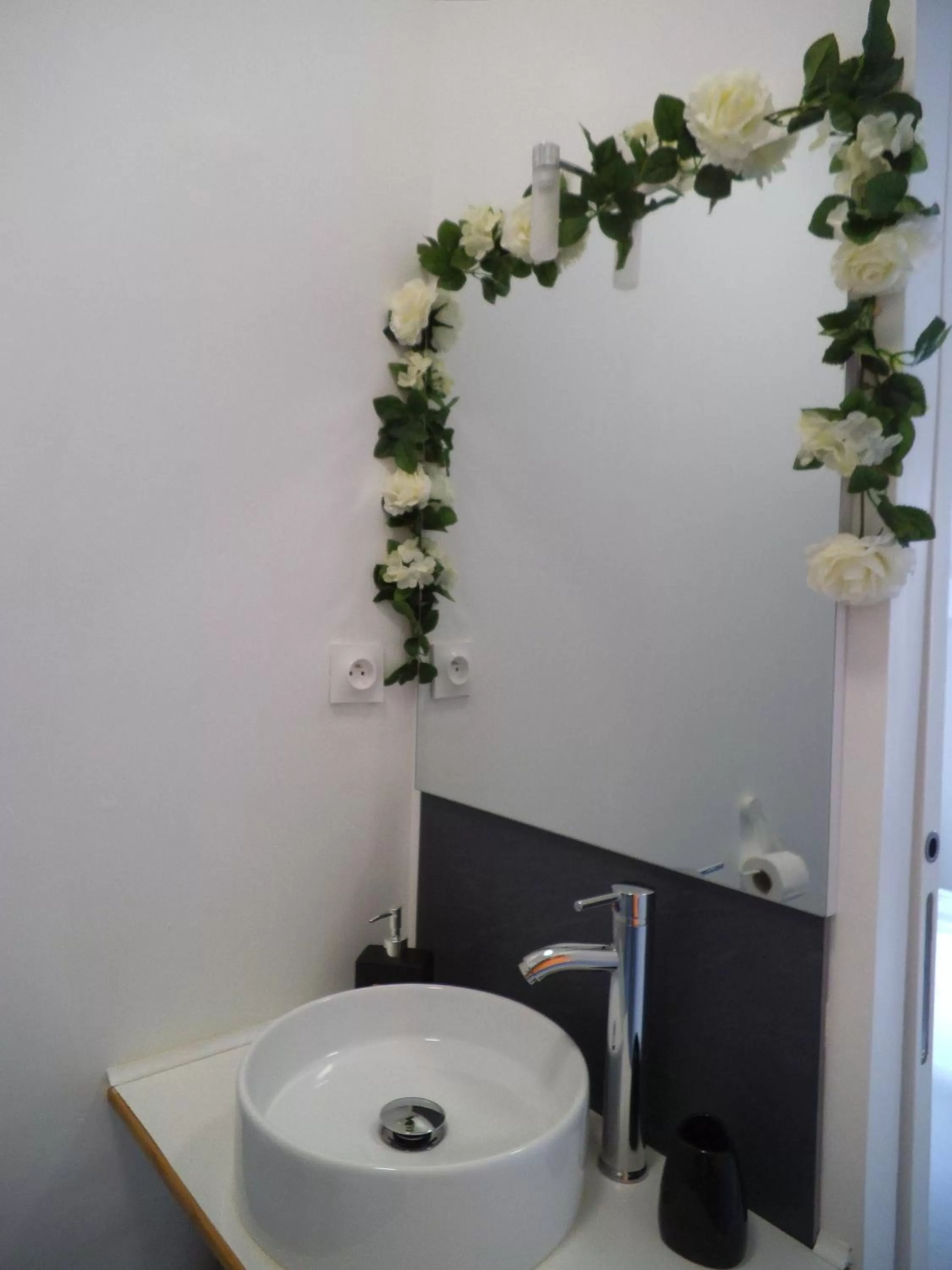 Bathroom in Au Bougainvillier