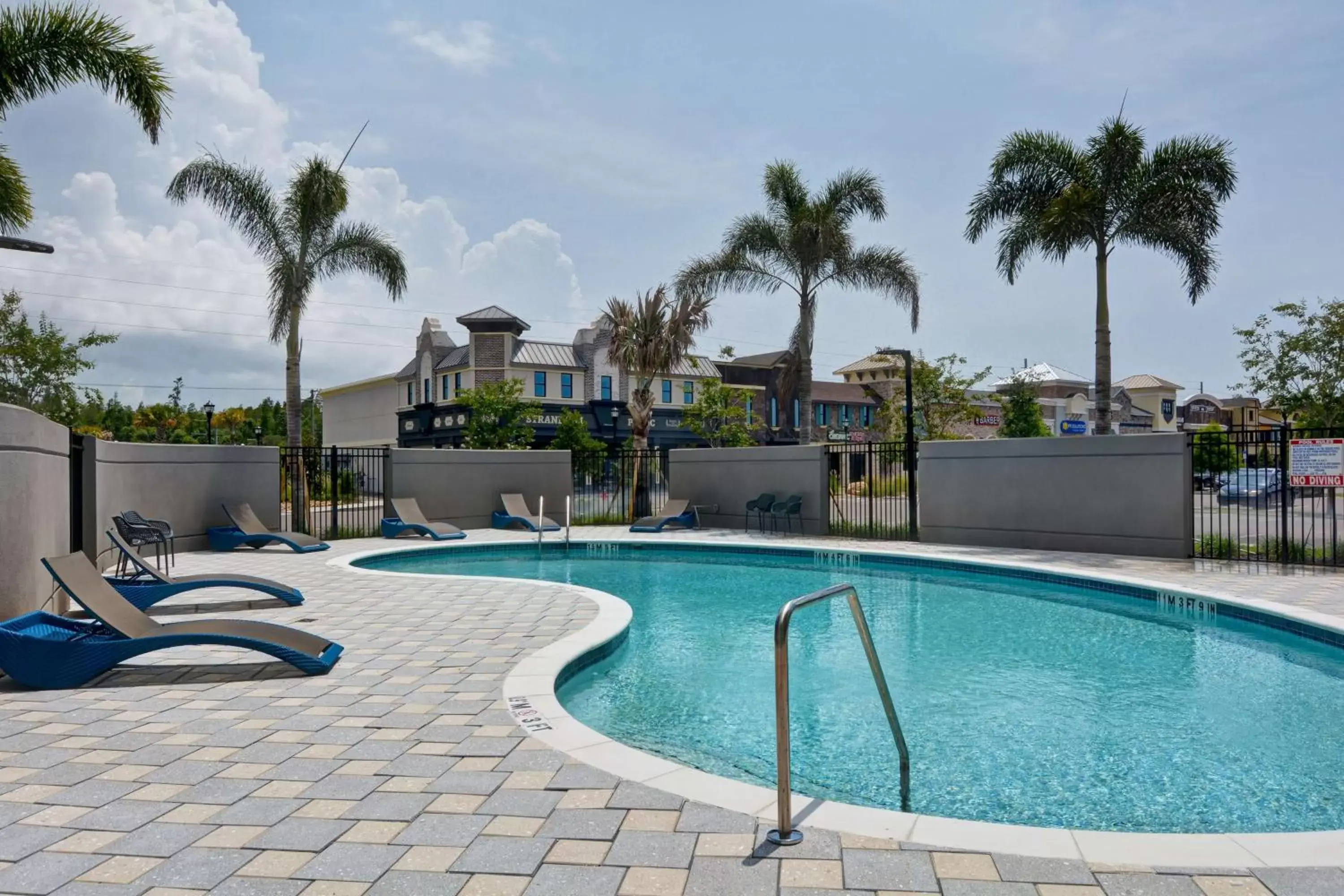 Pool view, Swimming Pool in Hampton Inn & Suites Tampa Riverview