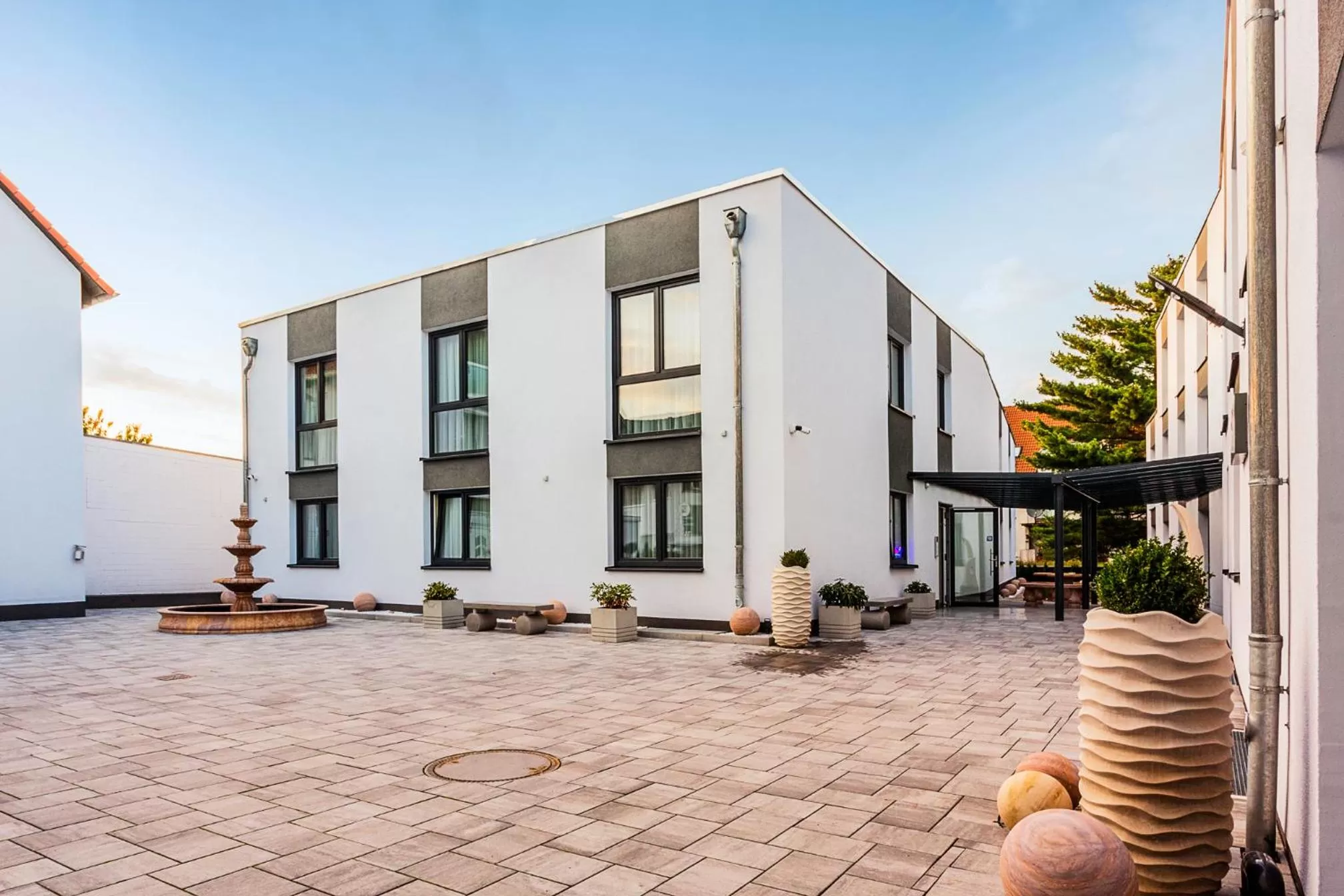 Property building in Naam Hotel & Apartments Frankfurt City-Messe Airport