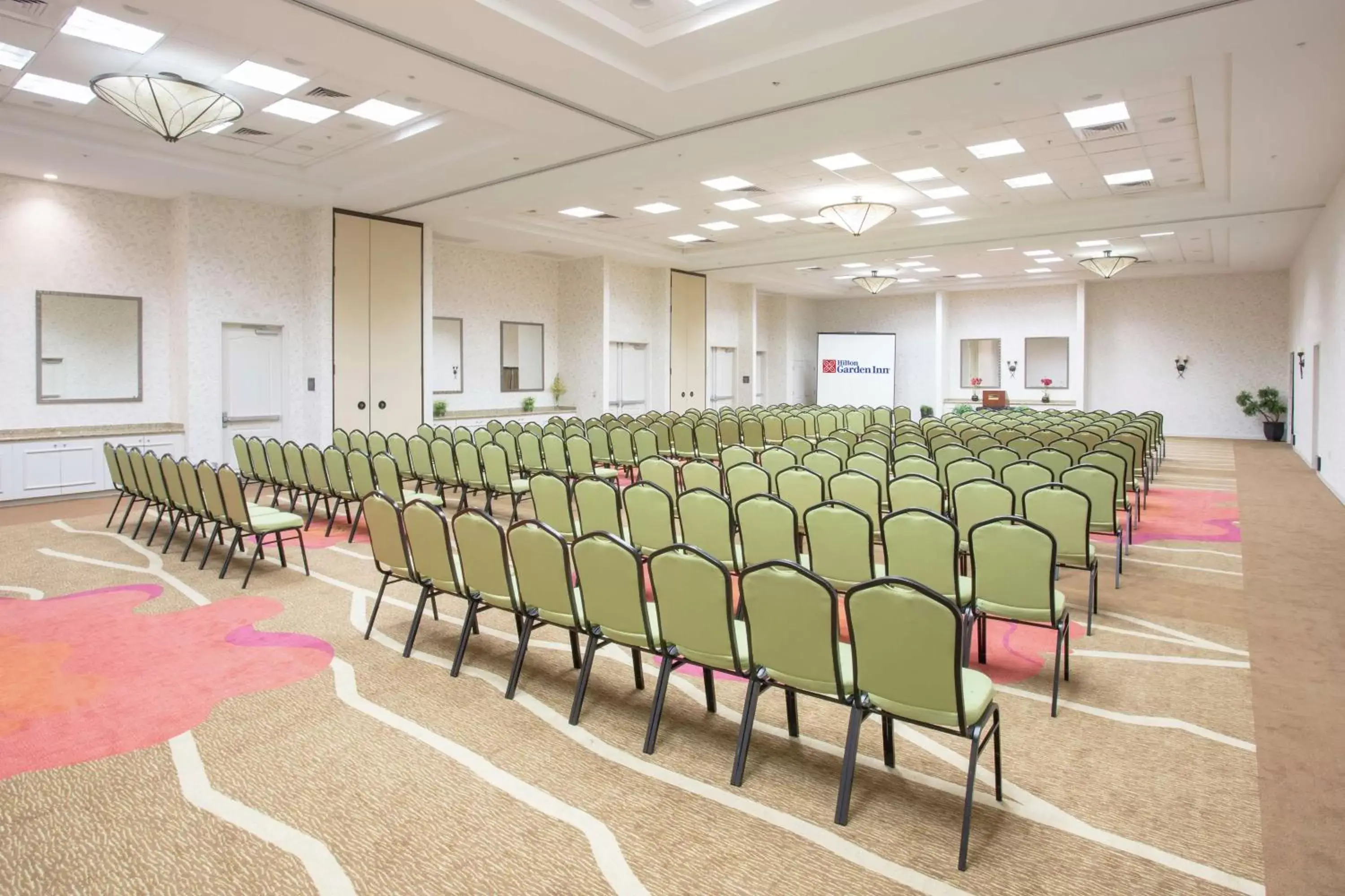 Meeting/conference room in Hilton Garden Inn Phoenix/Avondale