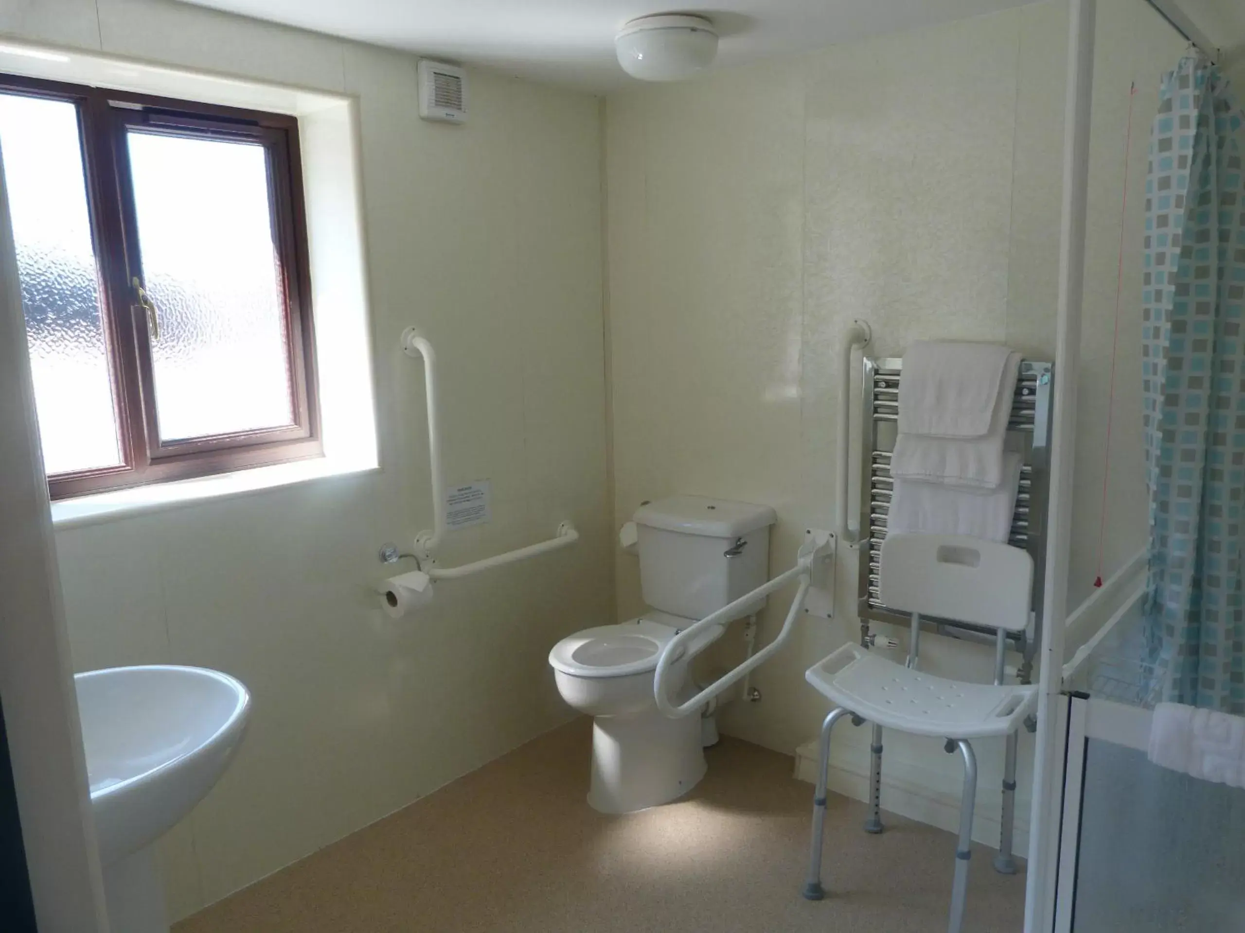 Shower, Bathroom in Cameley Lodge - Self Catering