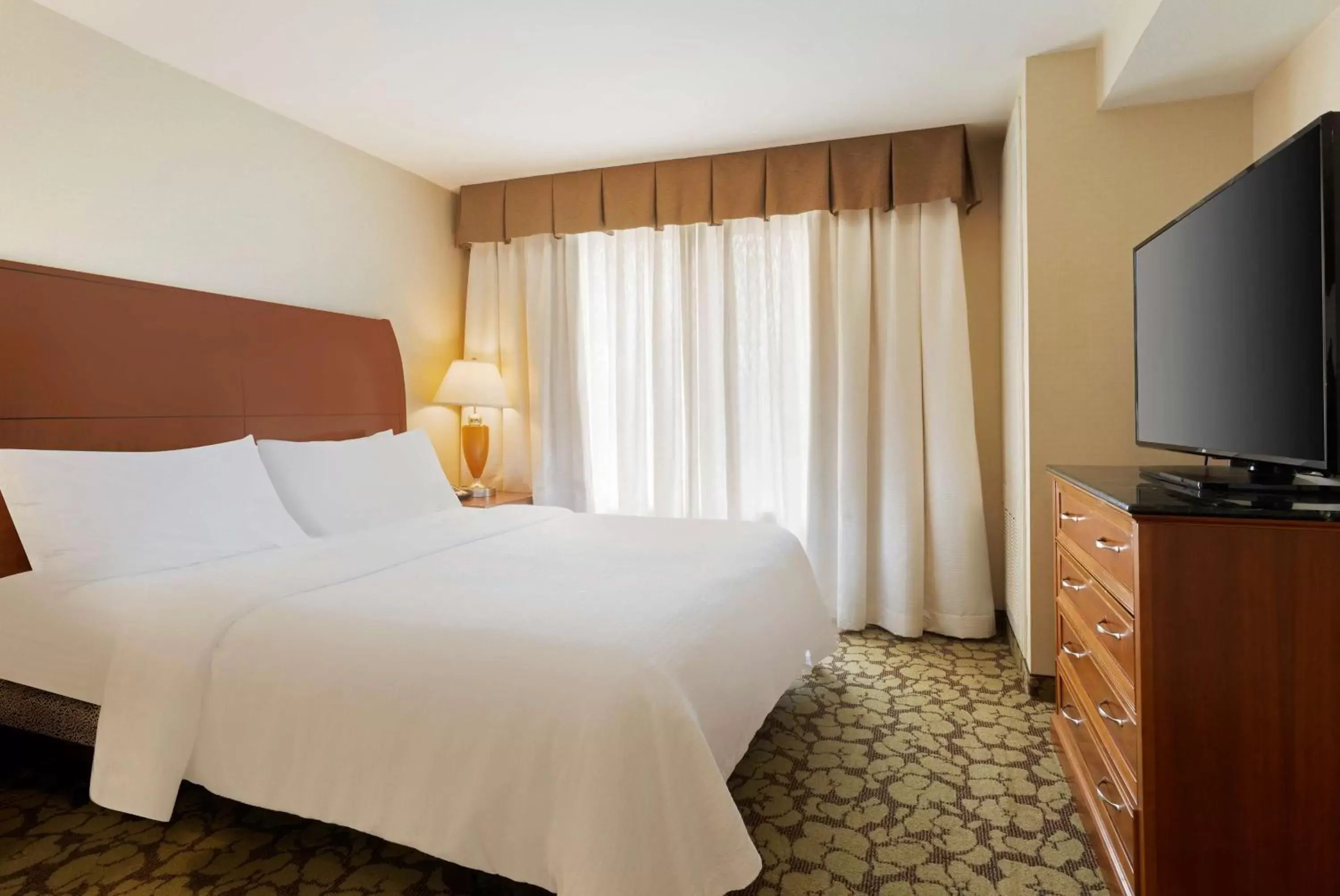 Bed in Hilton Garden Inn LAX - El Segundo