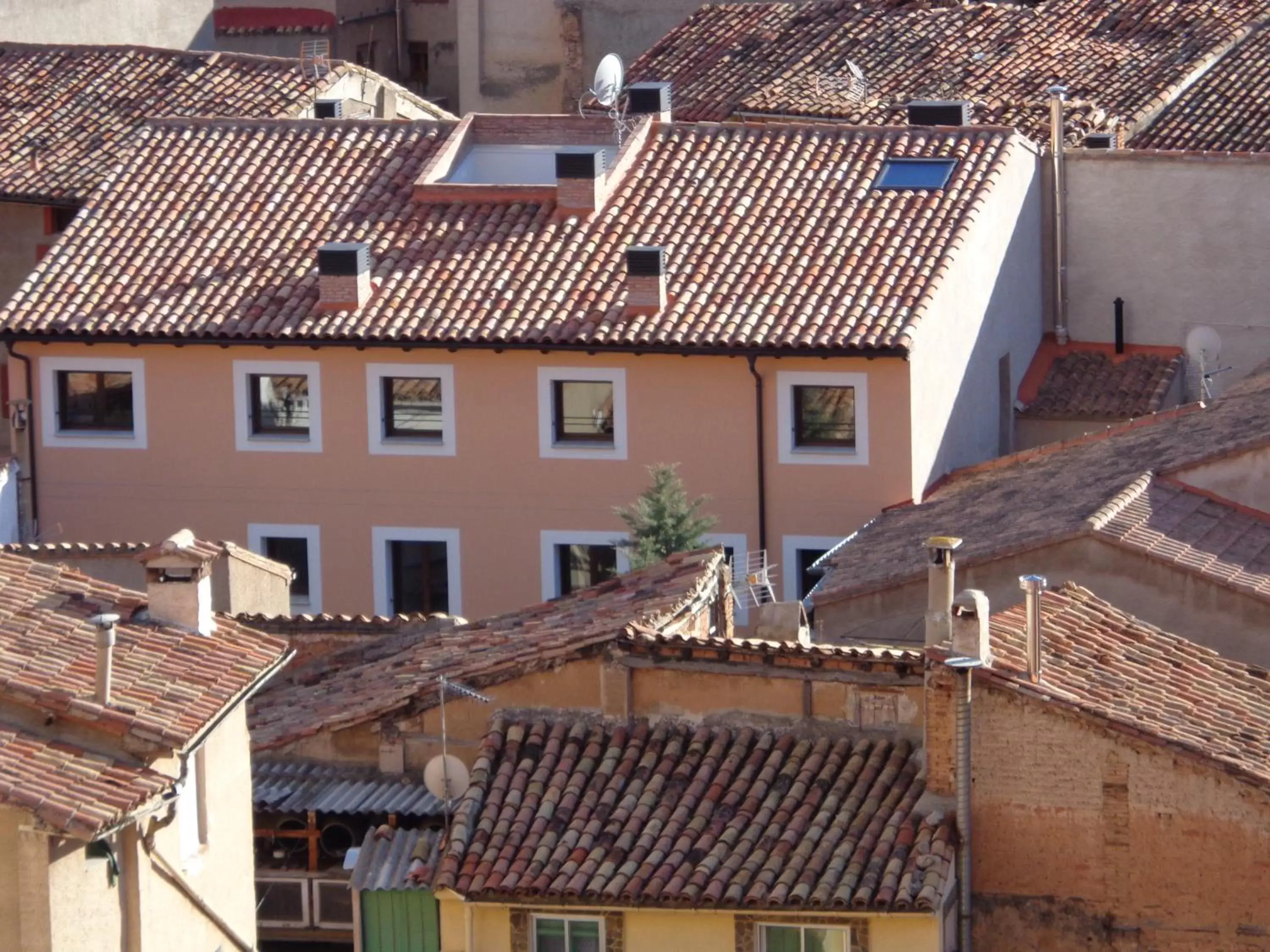 Property building in La Casa de las Aldeas