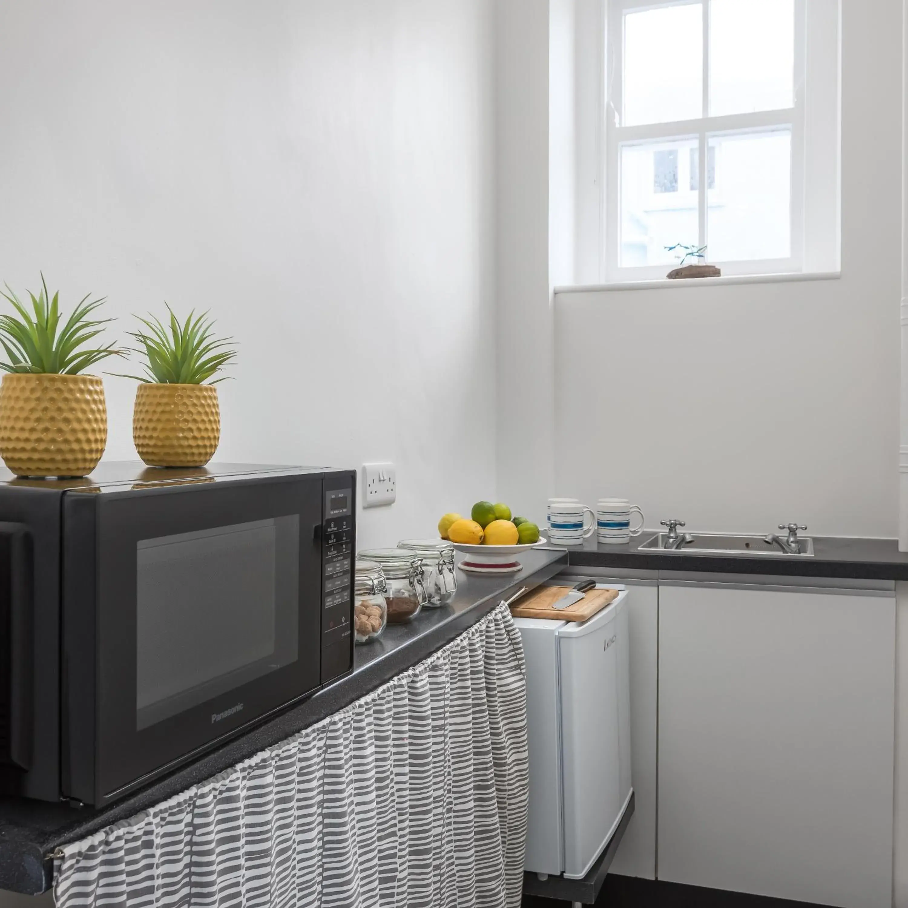 Kitchen or kitchenette, Kitchen/Kitchenette in The Edgcumbe